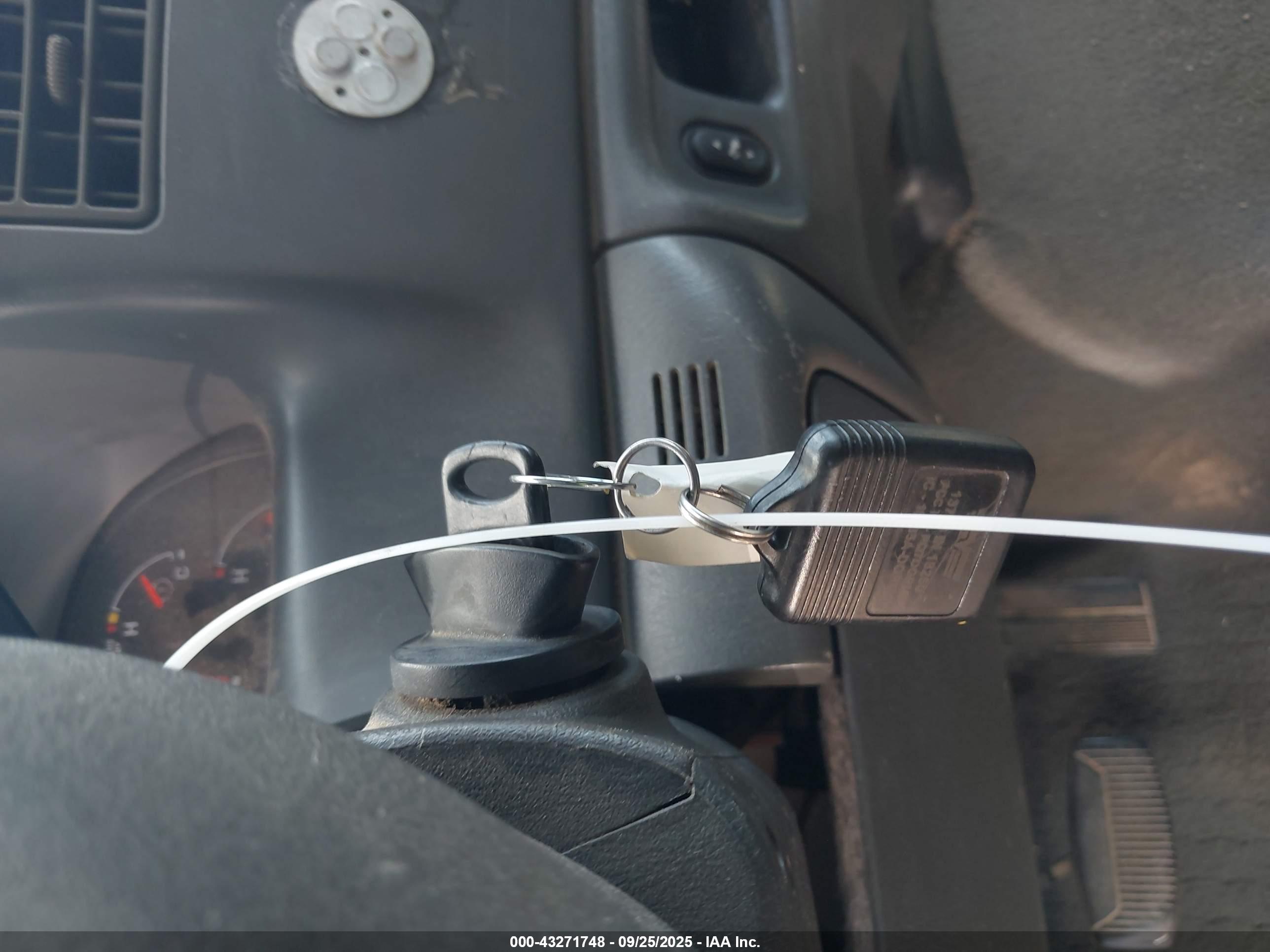 FORD F-350 image 11