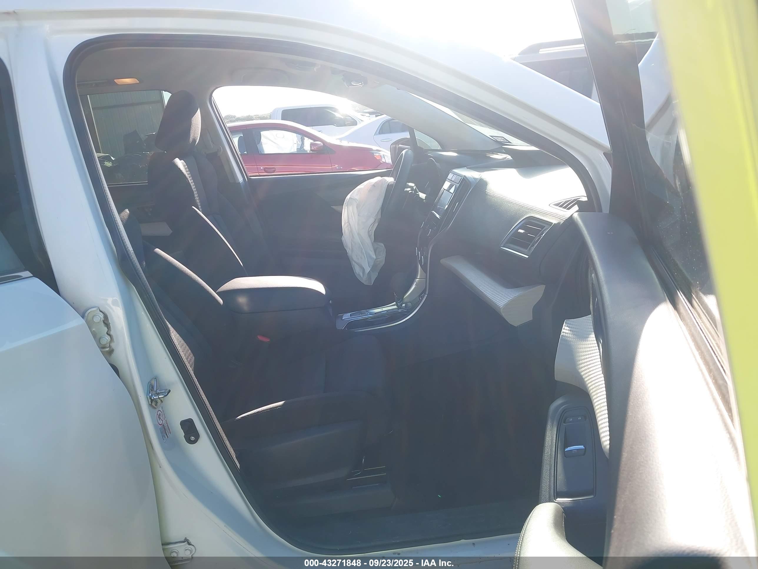 SUBARU ASCENT image 5