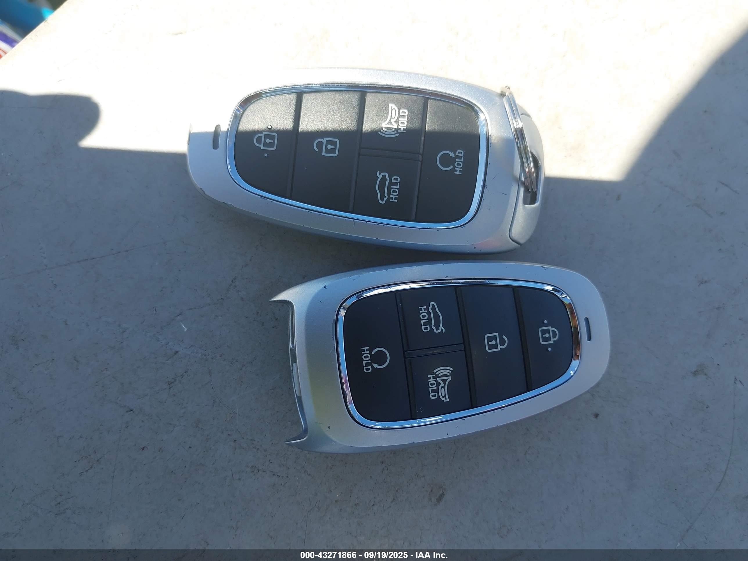 HYUNDAI SONATA image 11