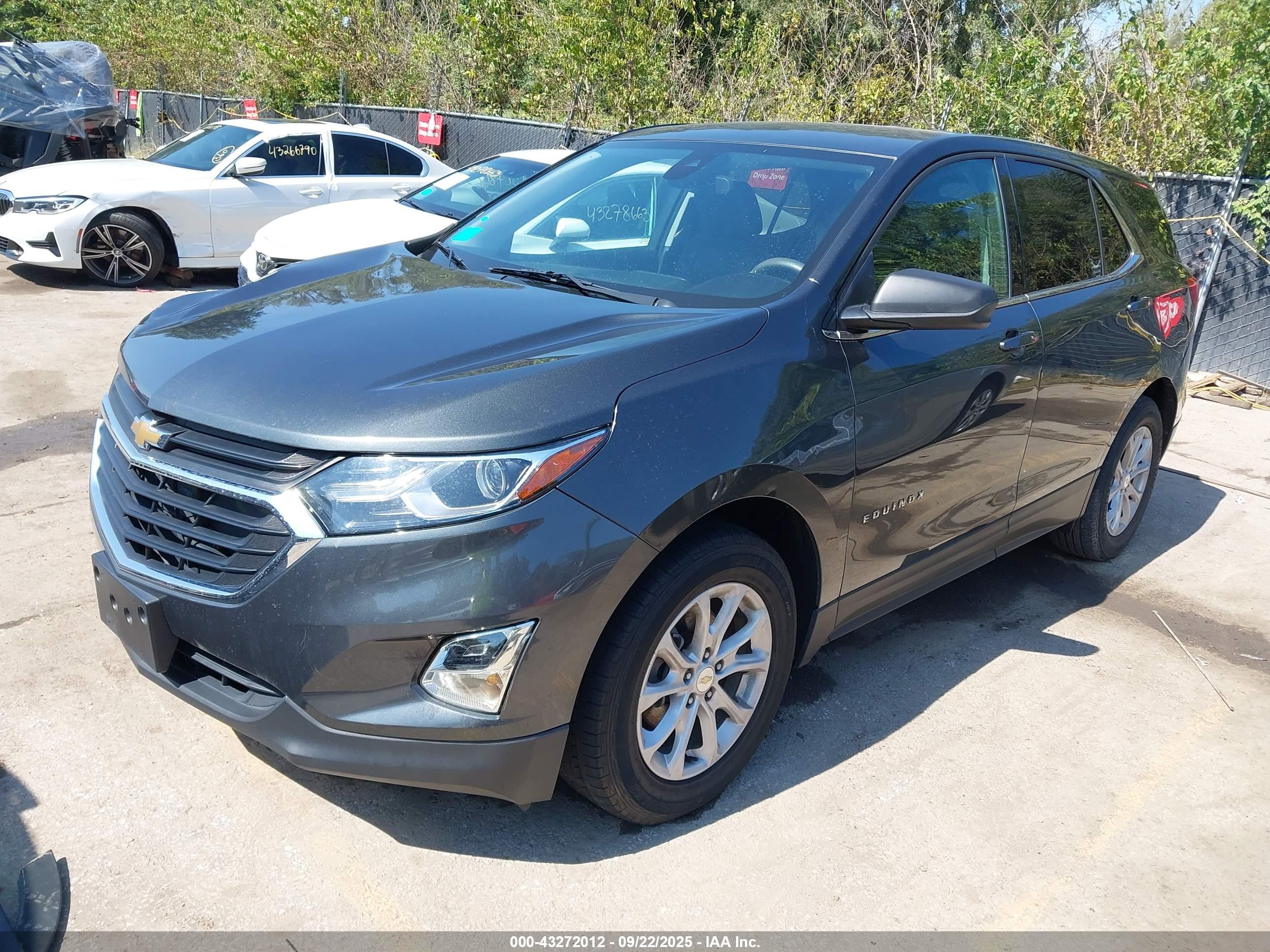 CHEVROLET EQUINOX image 2