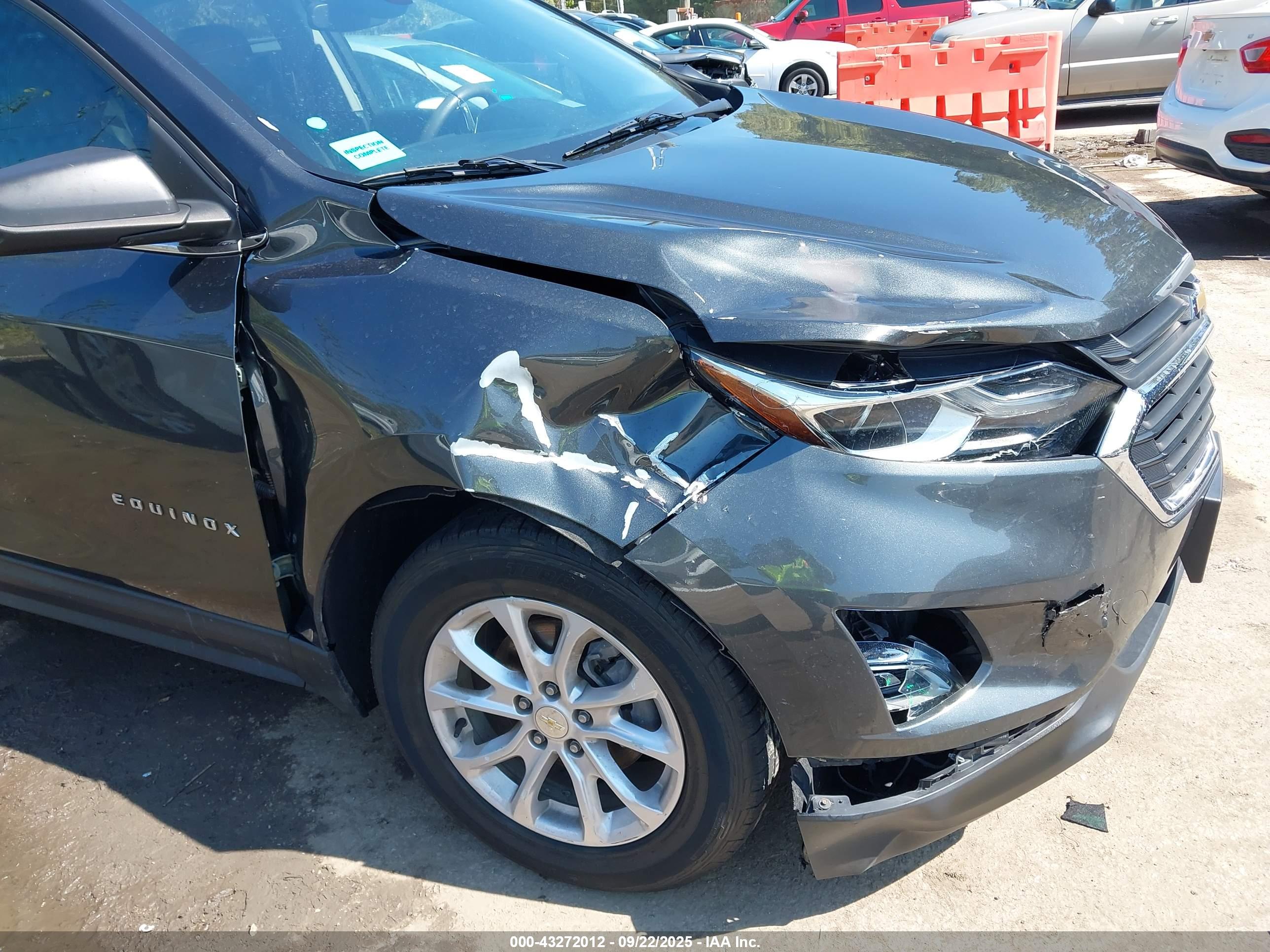 CHEVROLET EQUINOX image 6