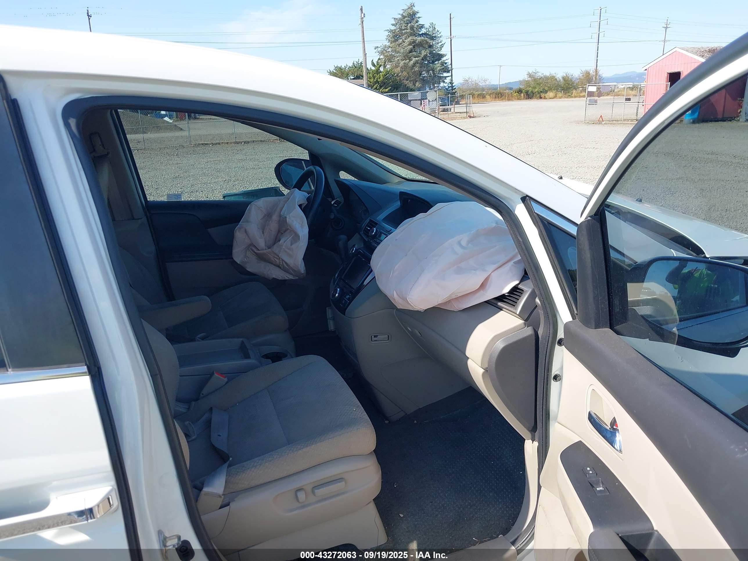 HONDA ODYSSEY image 5