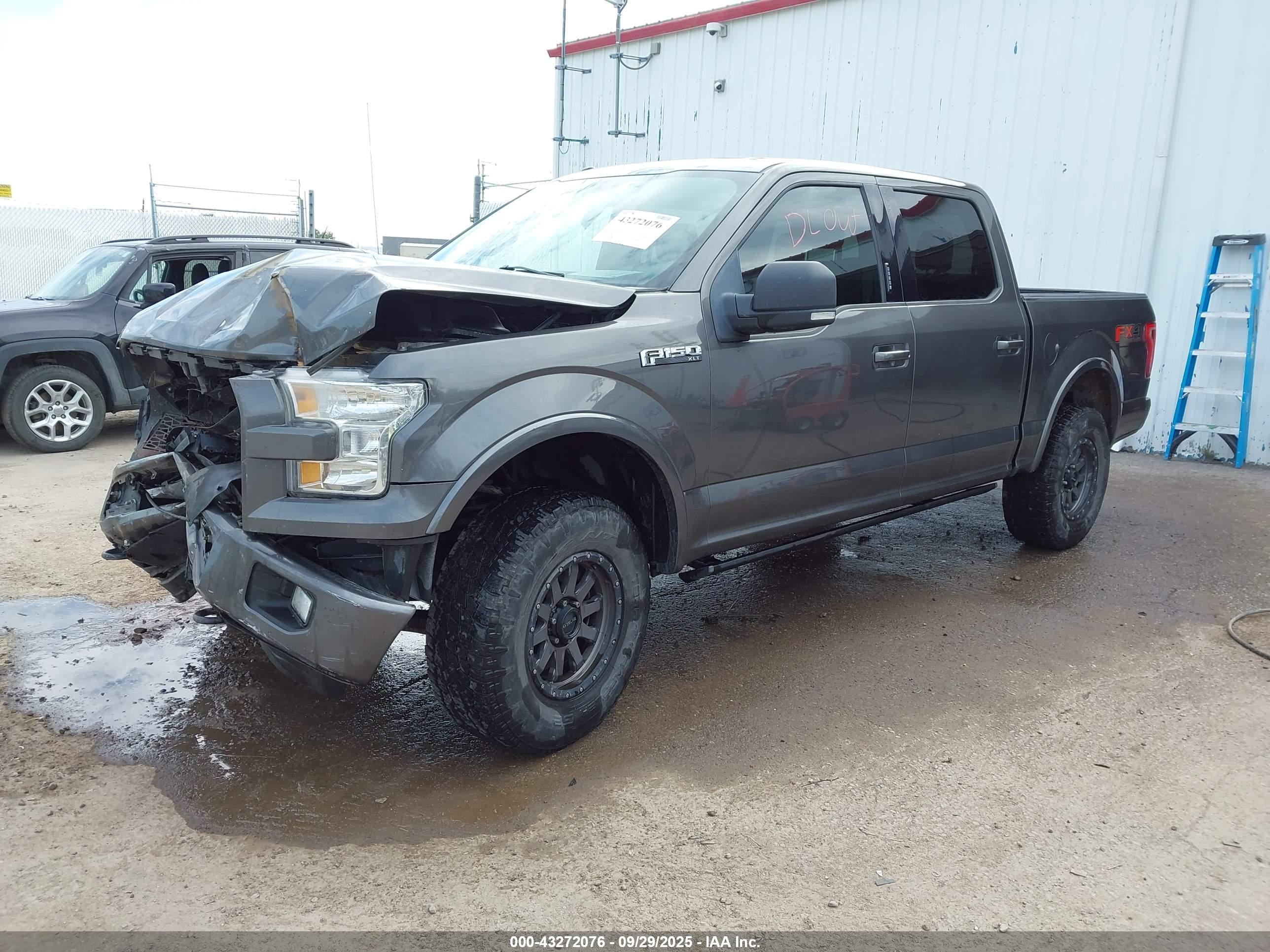 FORD F-150 image 2