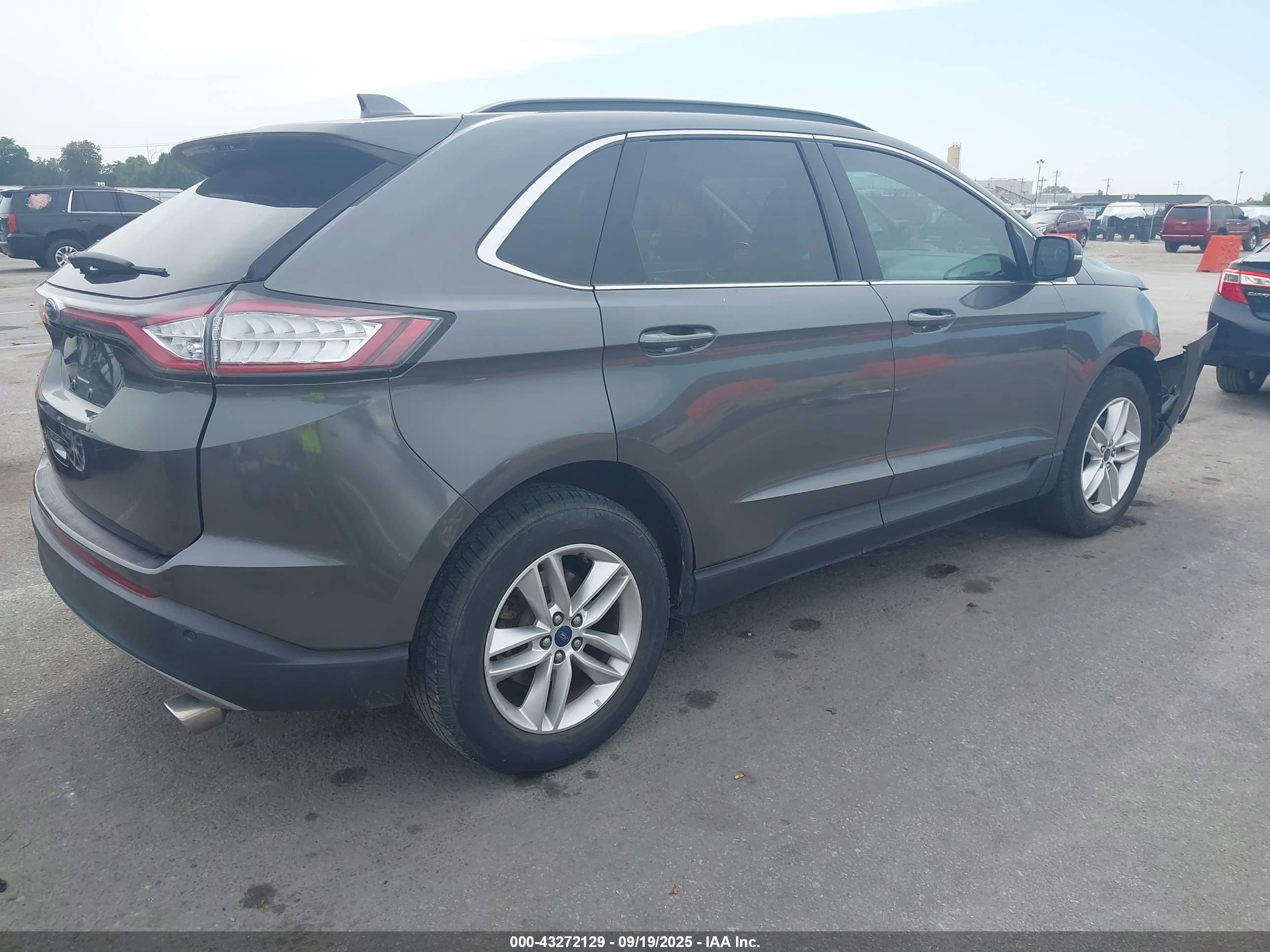 FORD EDGE image 4