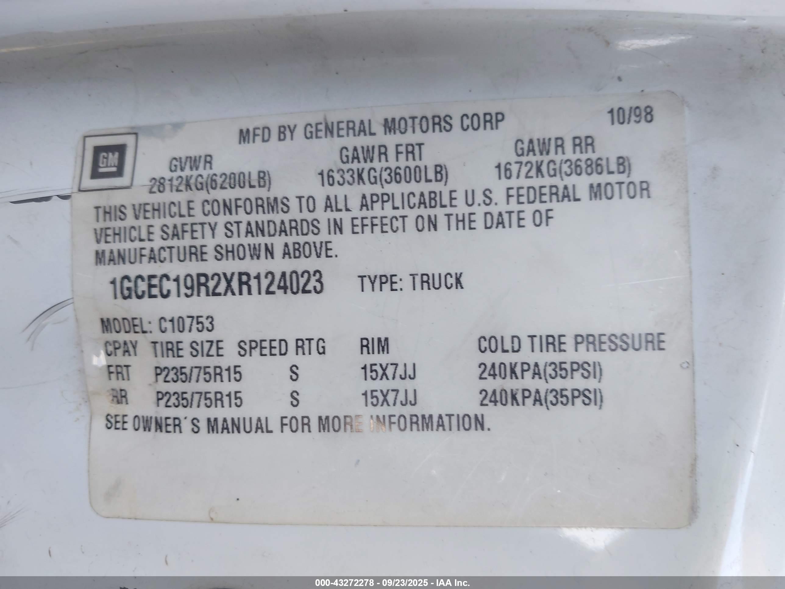 CHEVROLET C1500 image 9