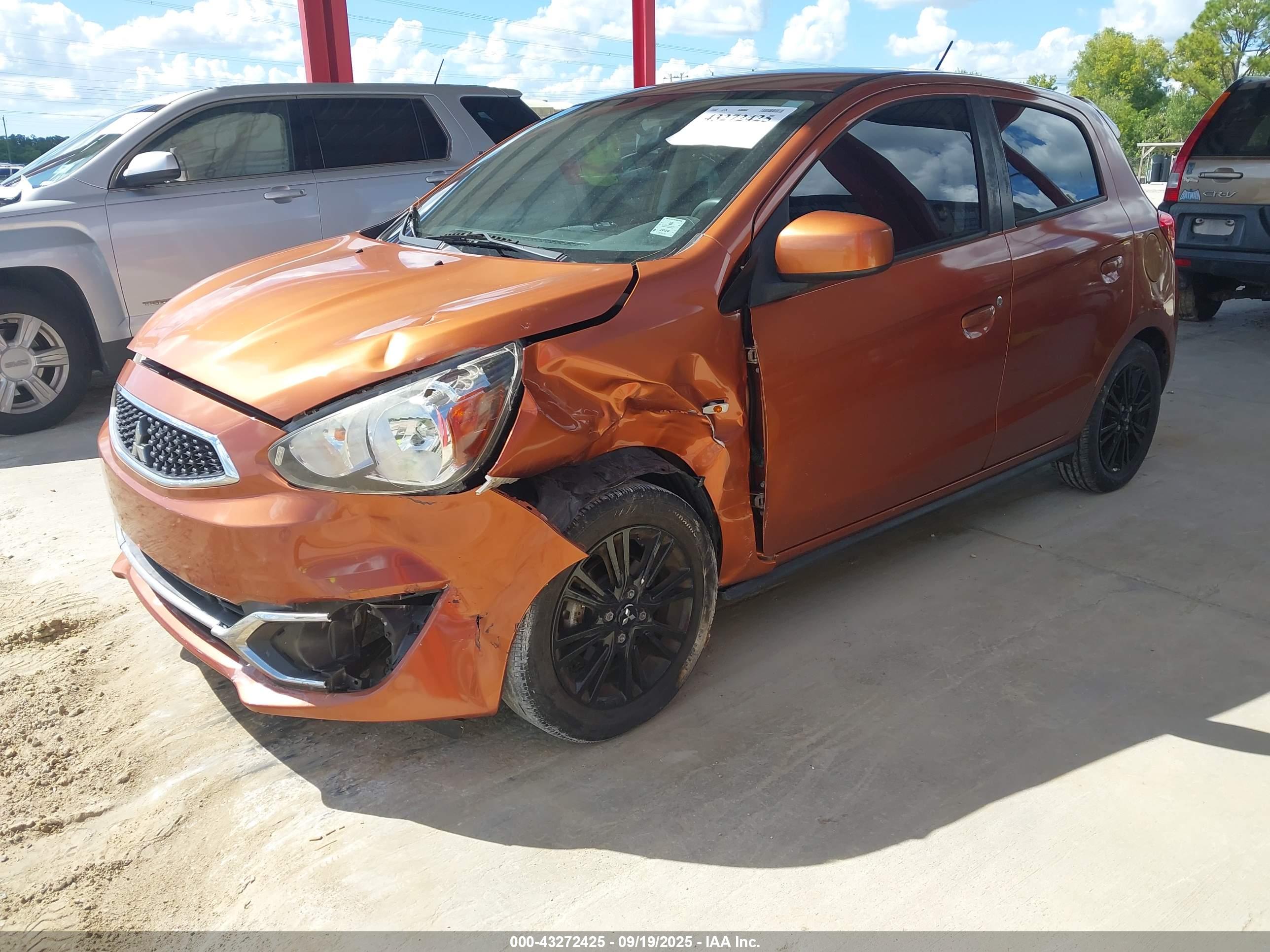 MITSUBISHI MIRAGE image 2