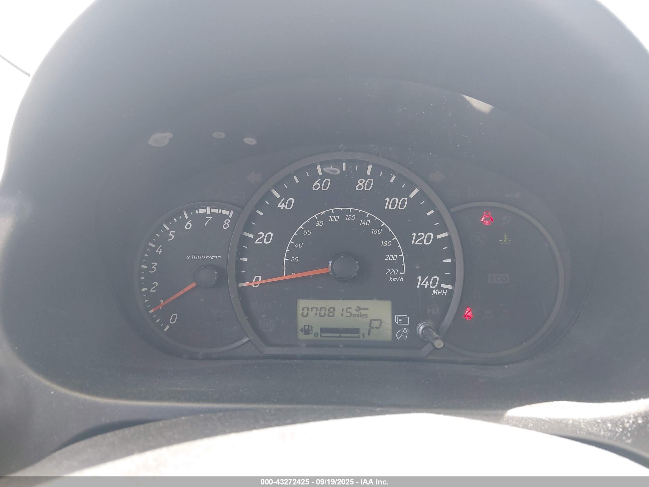 MITSUBISHI MIRAGE image 7