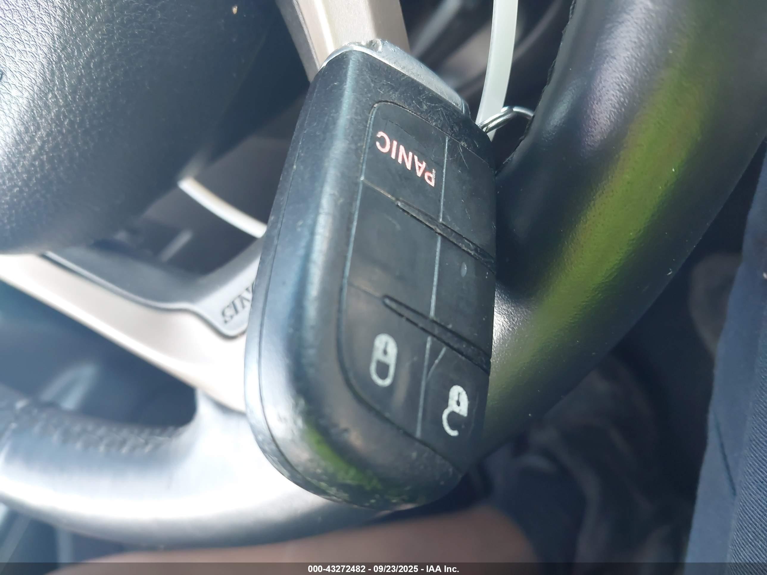 JEEP GRAND image 11