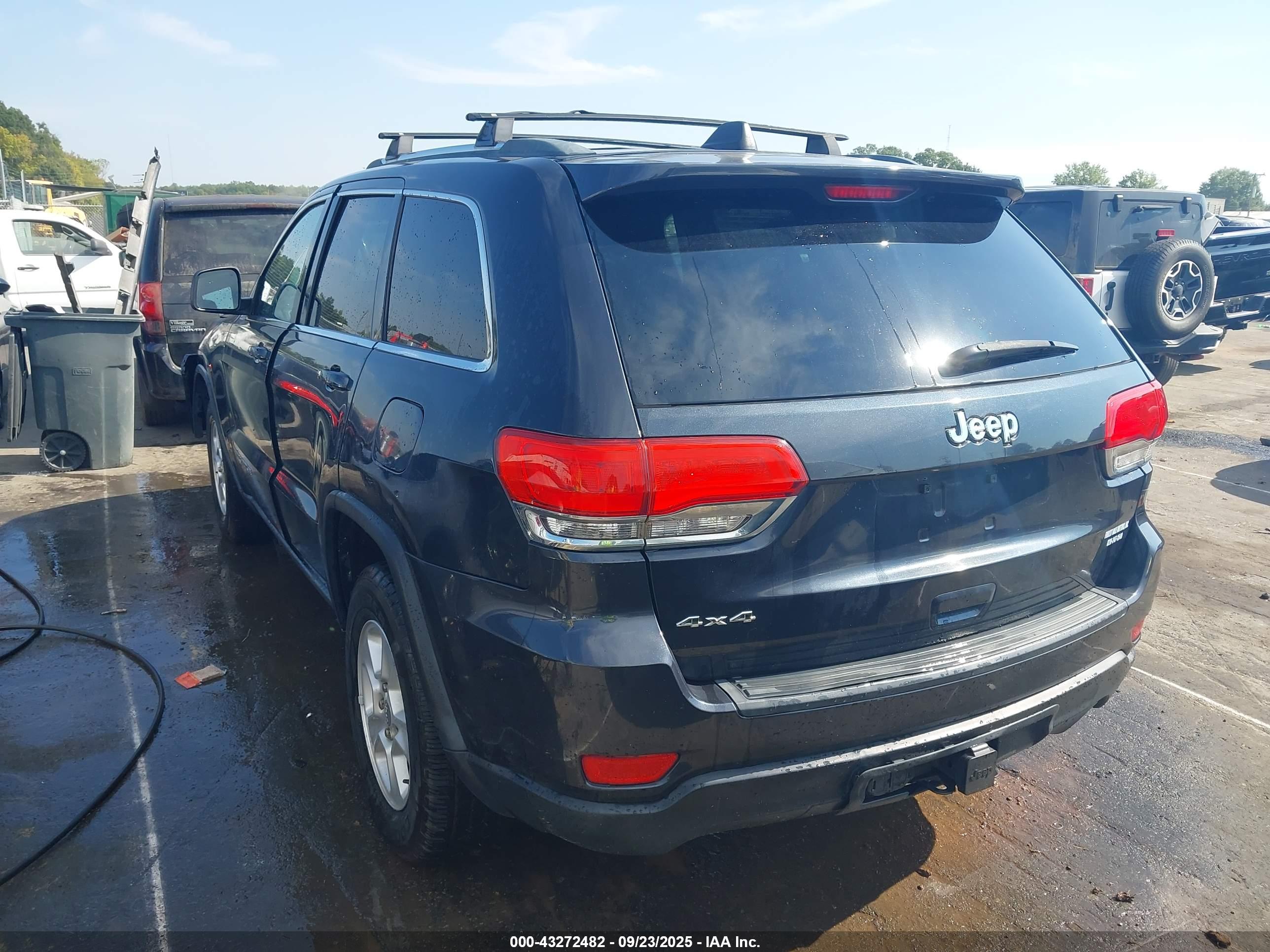 JEEP GRAND image 3