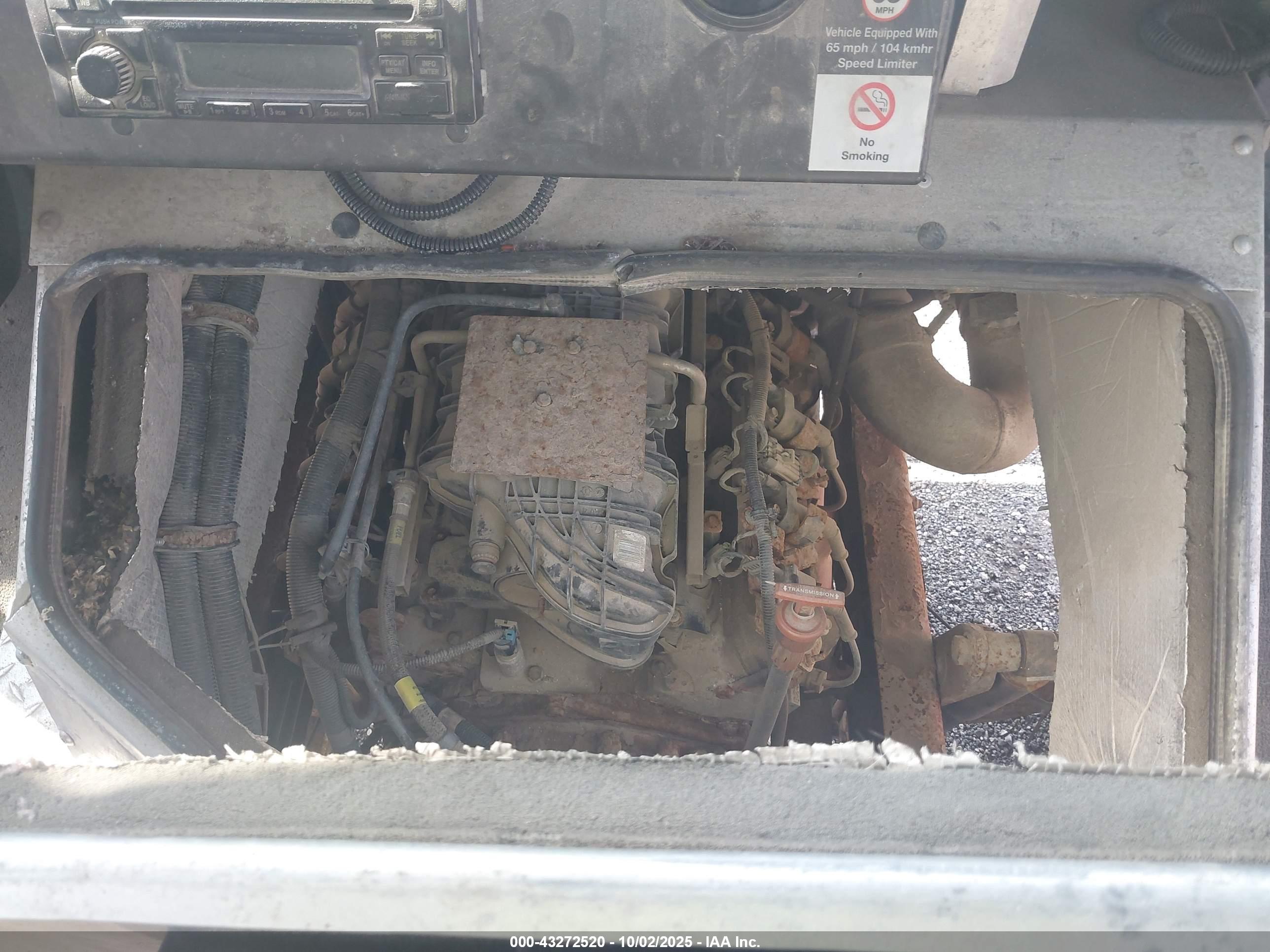 FREIGHTLINER CHASSIS image 10