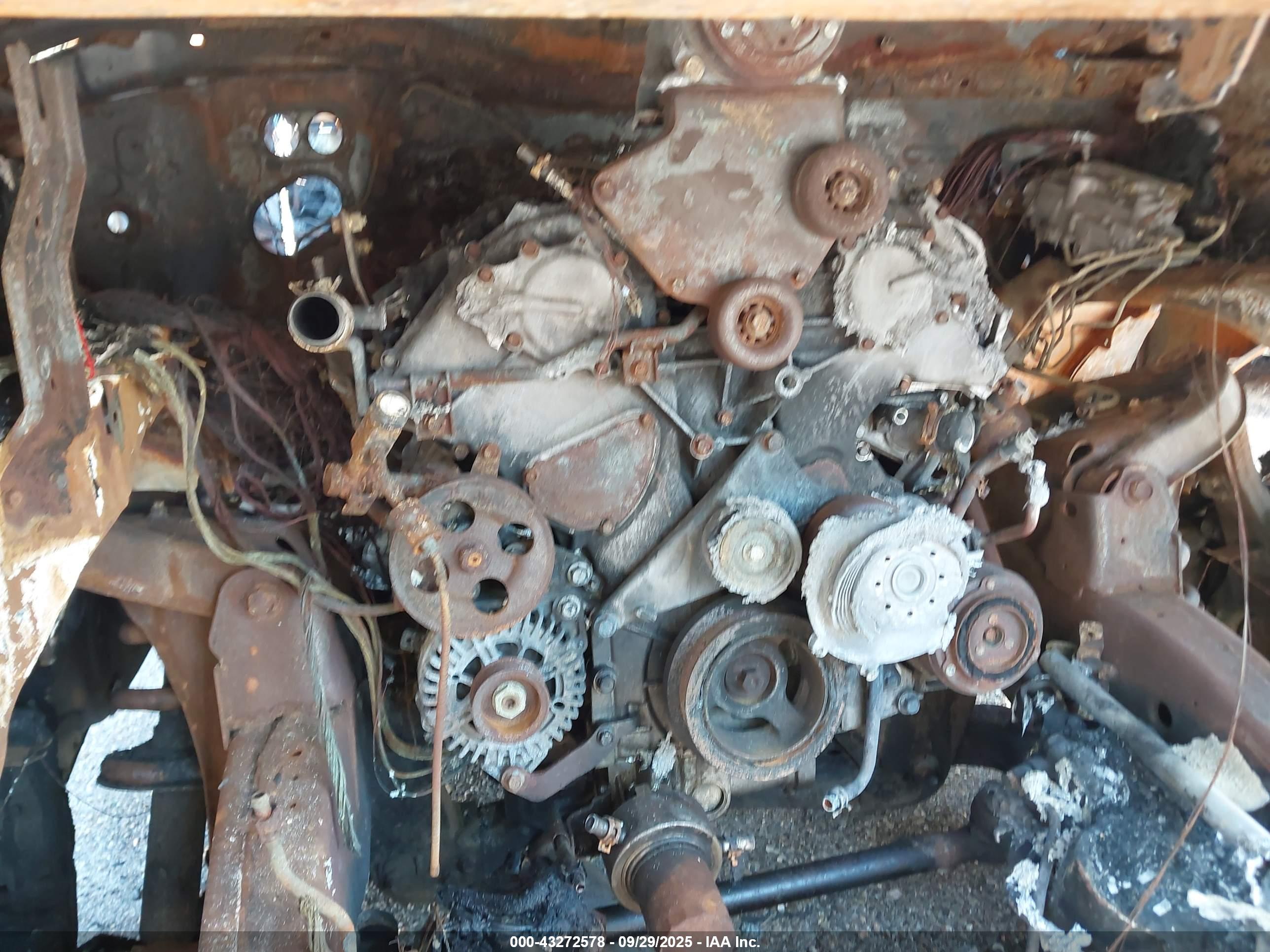 NISSAN NV image 10