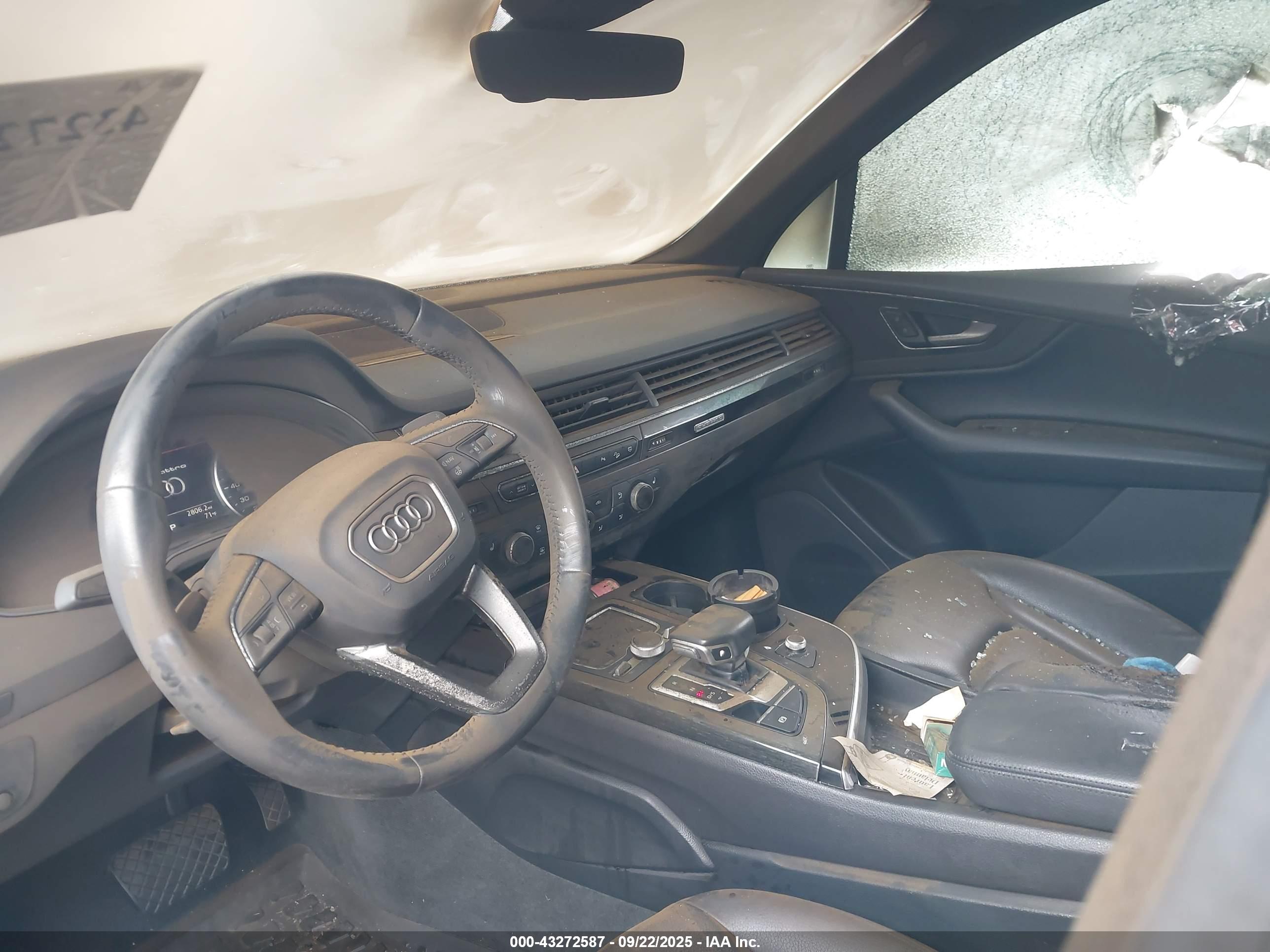 AUDI Q7 image 5