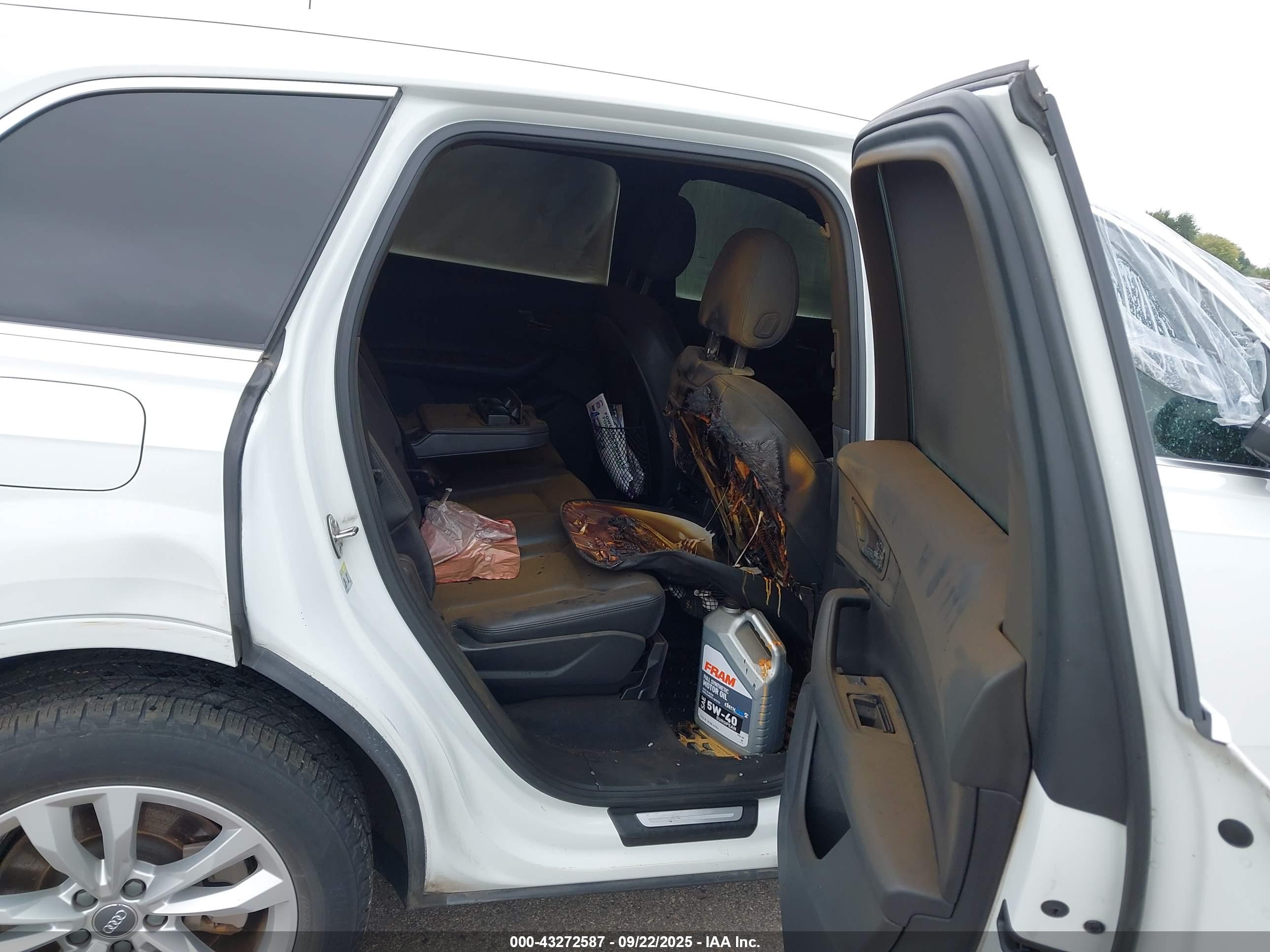 AUDI Q7 image 8