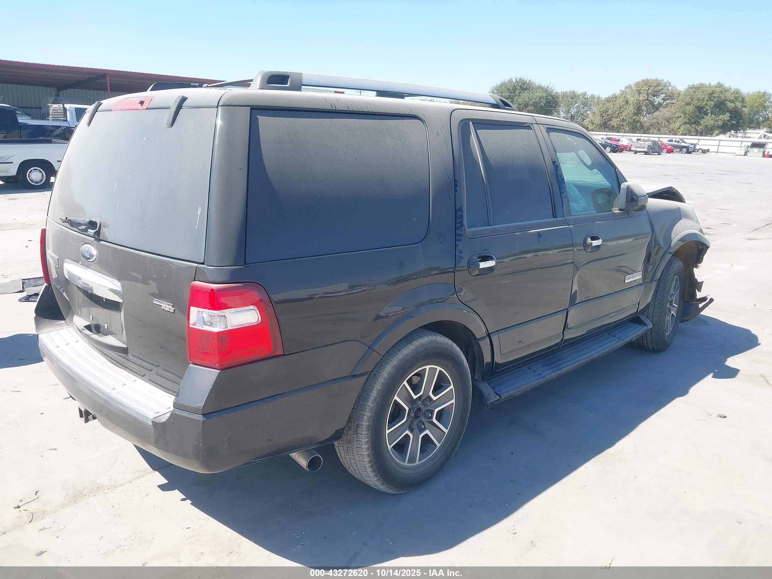 FORD EXPEDITION image 4