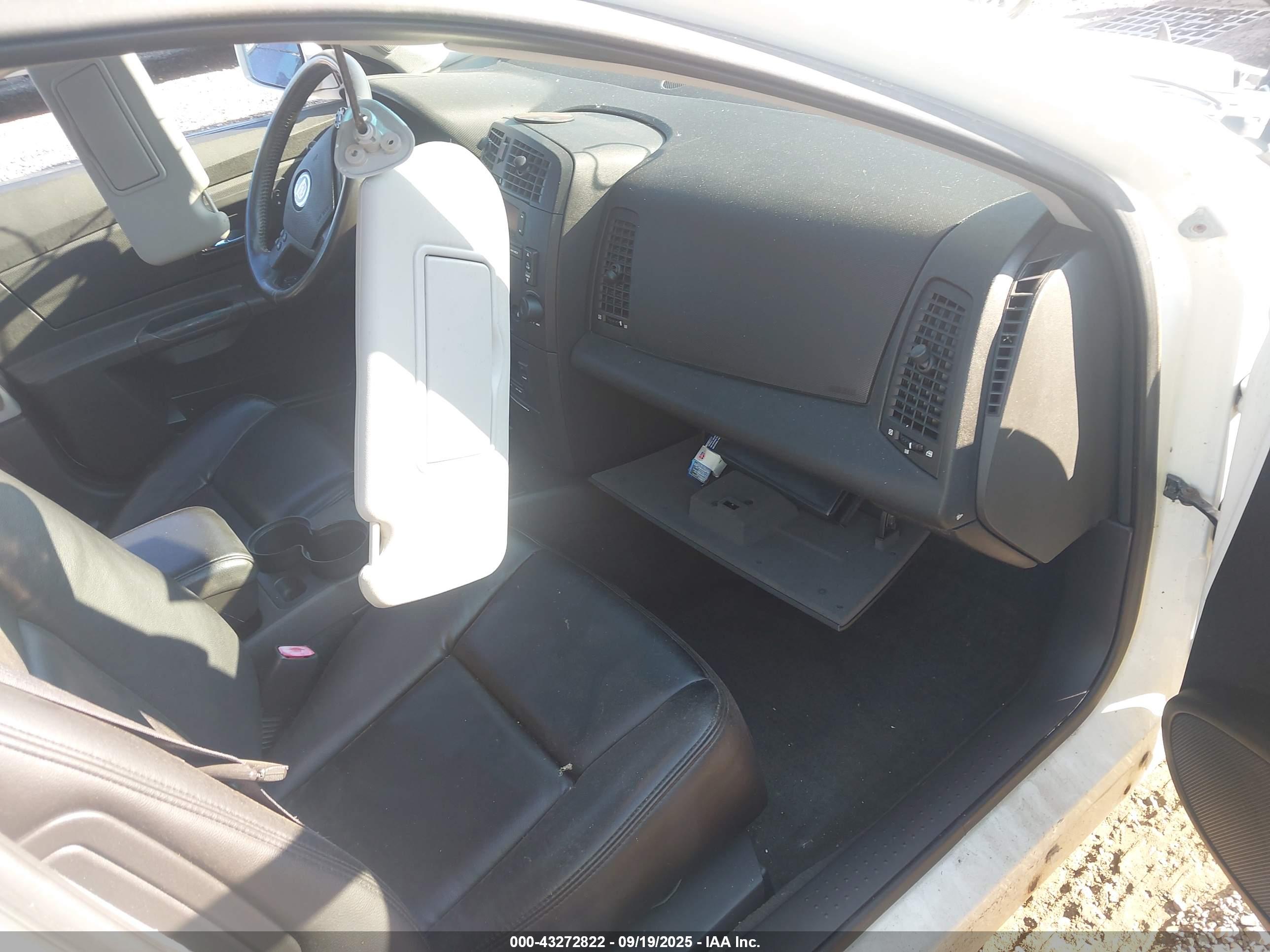 CADILLAC CTS image 5