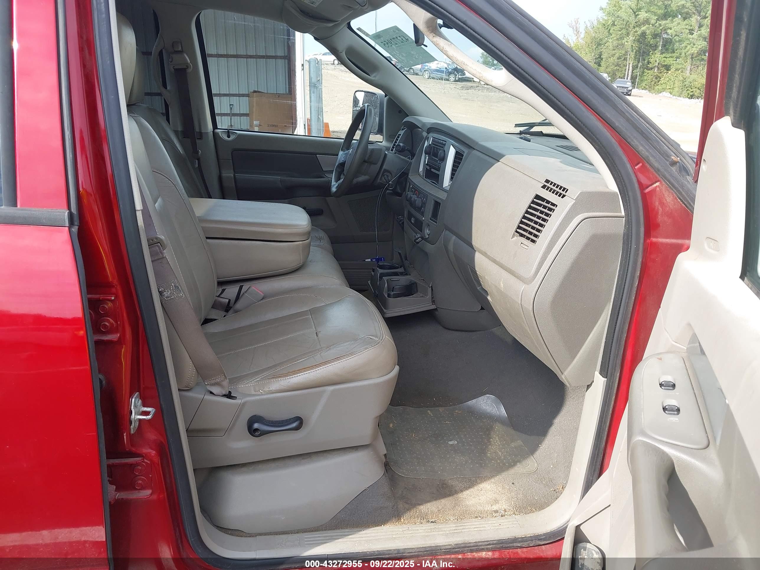 DODGE RAM image 5