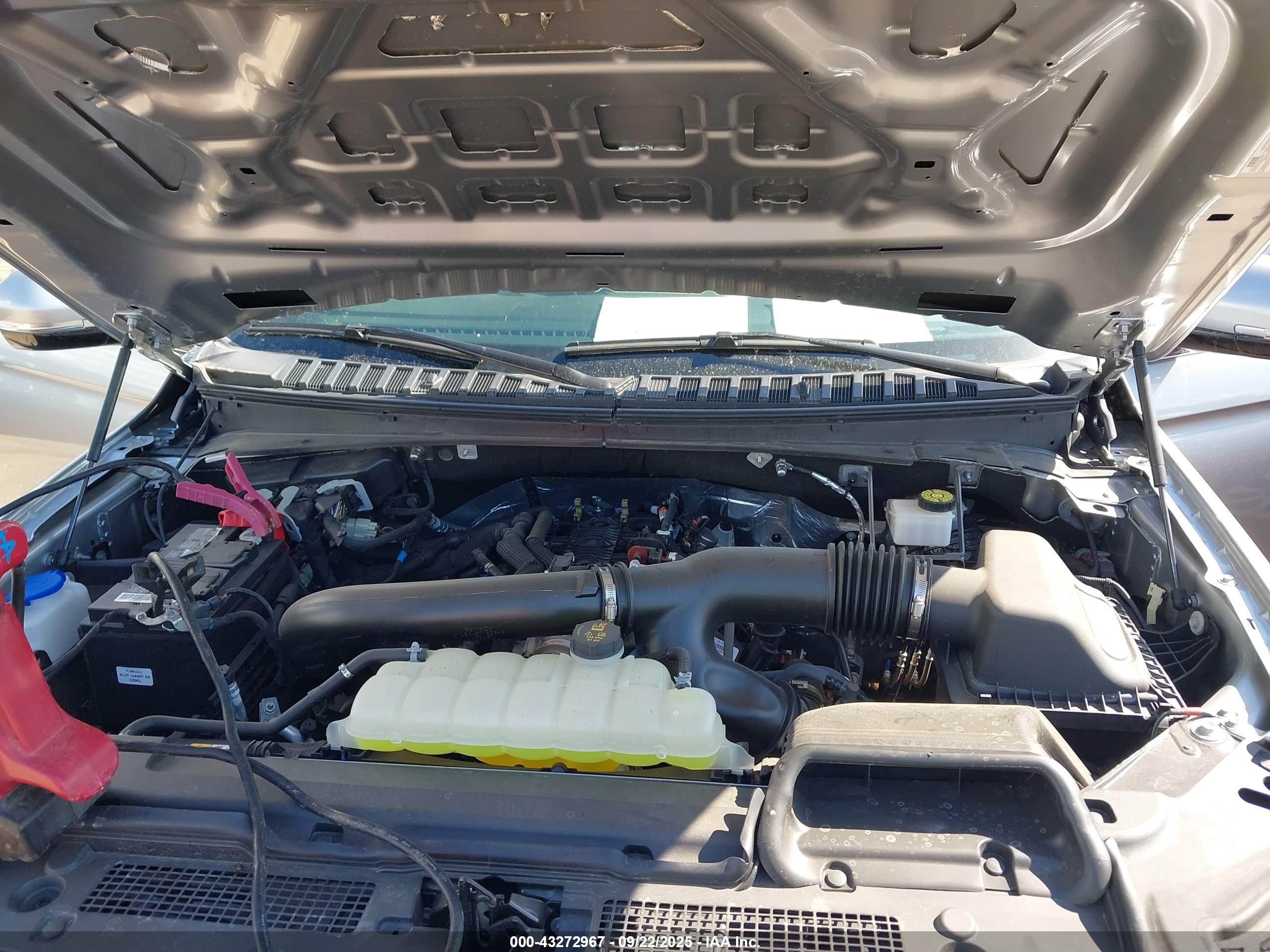 FORD EXPEDITION image 10