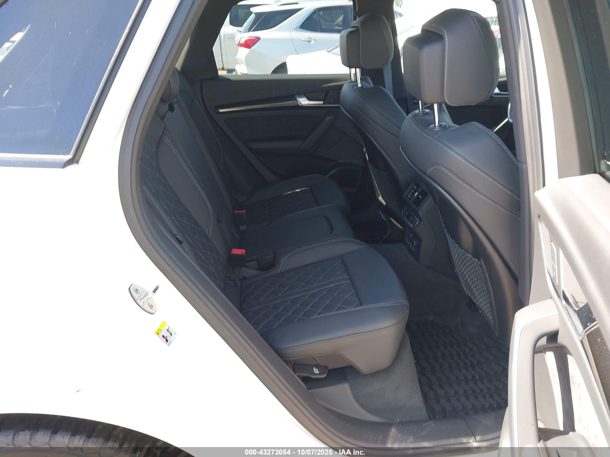 AUDI SQ5 image 8
