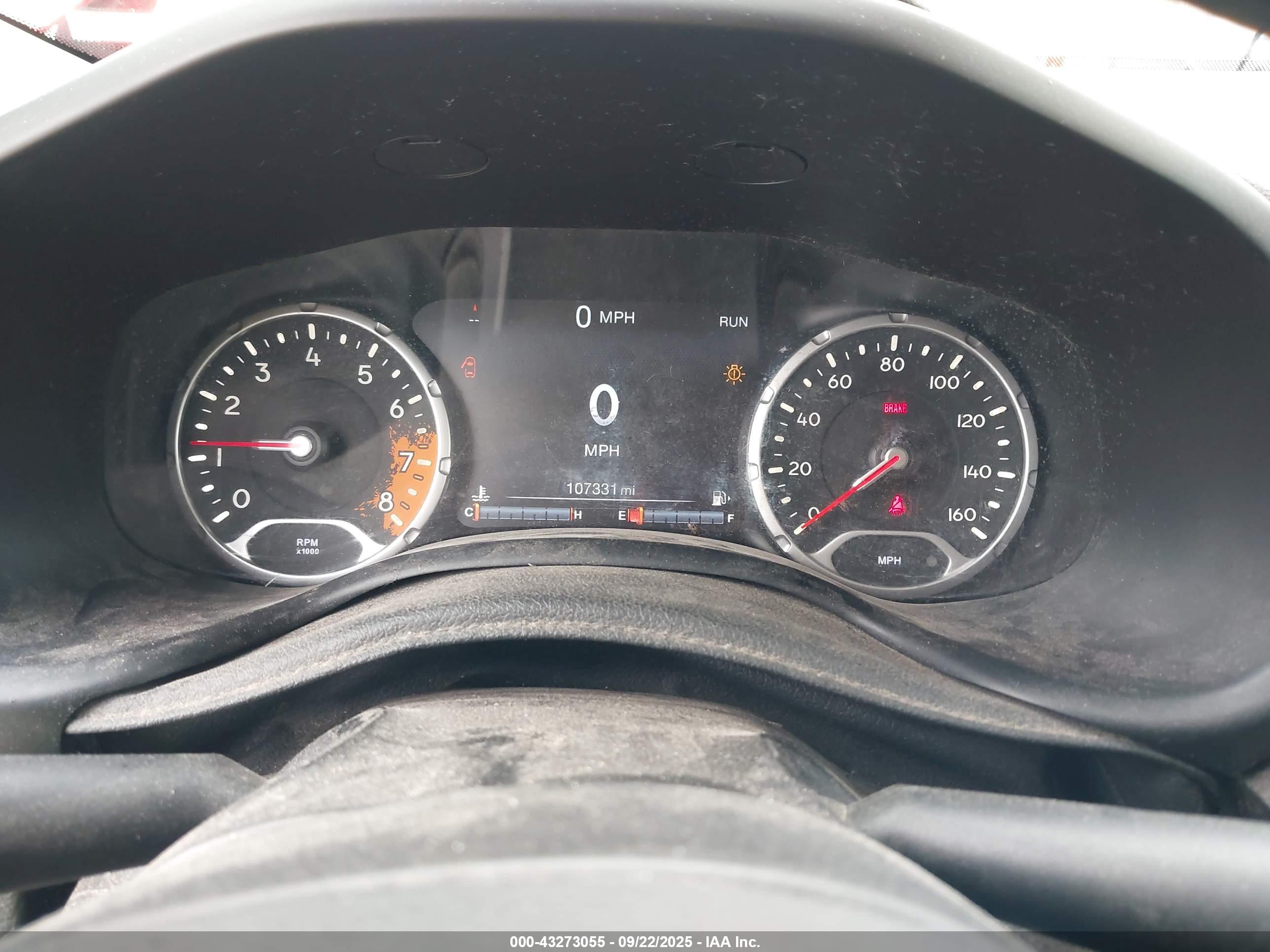 JEEP RENEGADE image 7