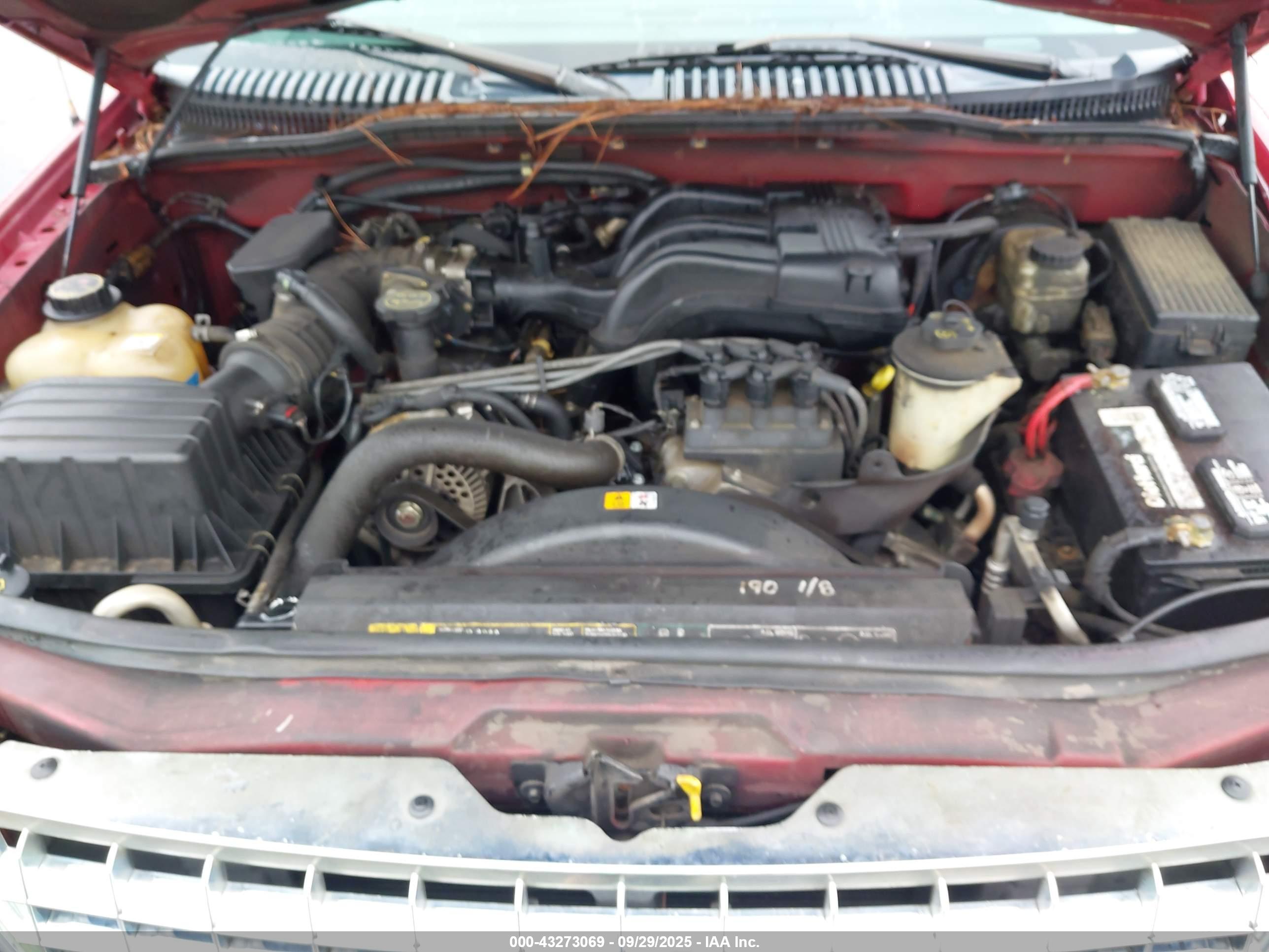 FORD EXPLORER image 10