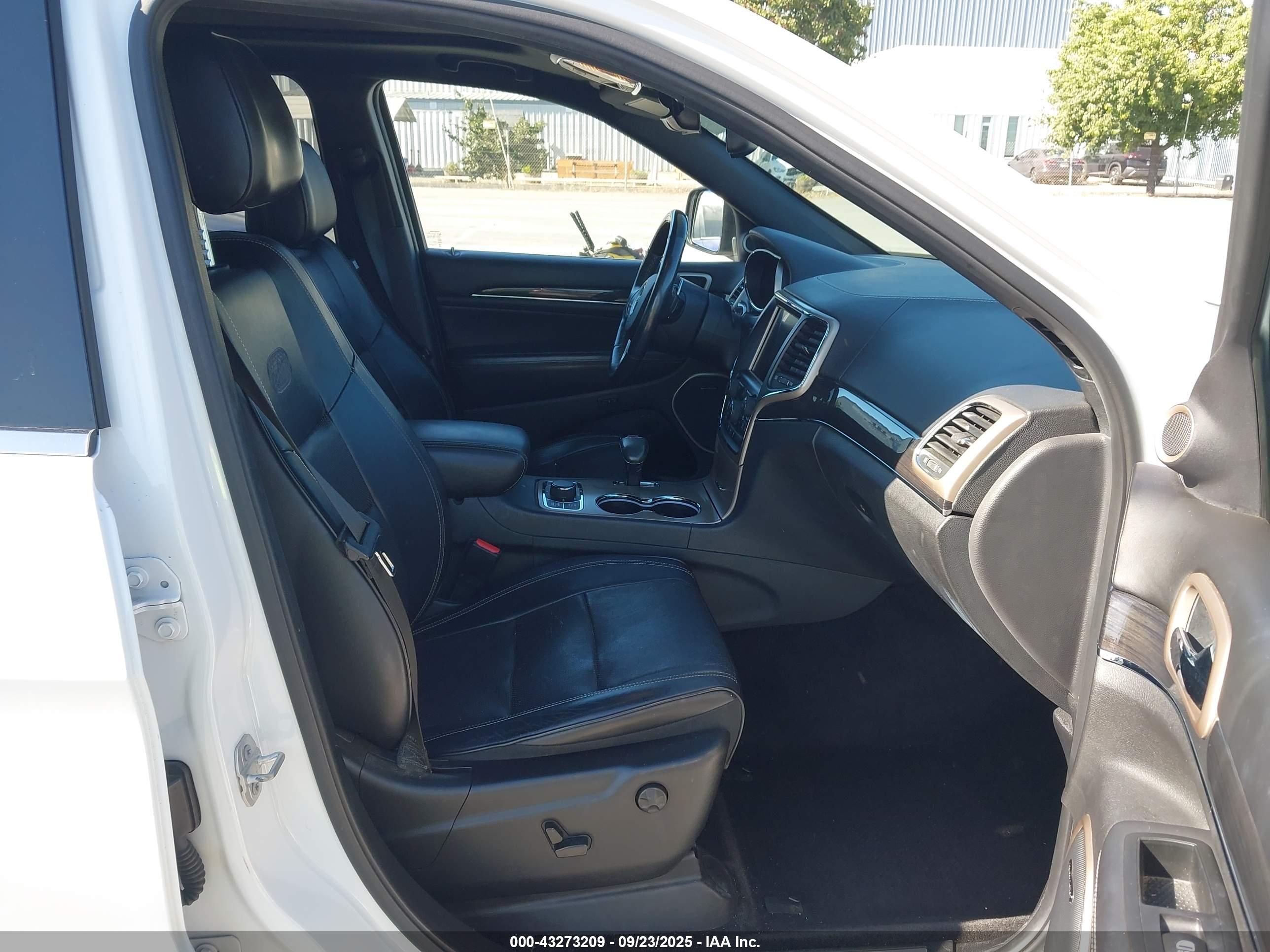 JEEP GRAND image 5