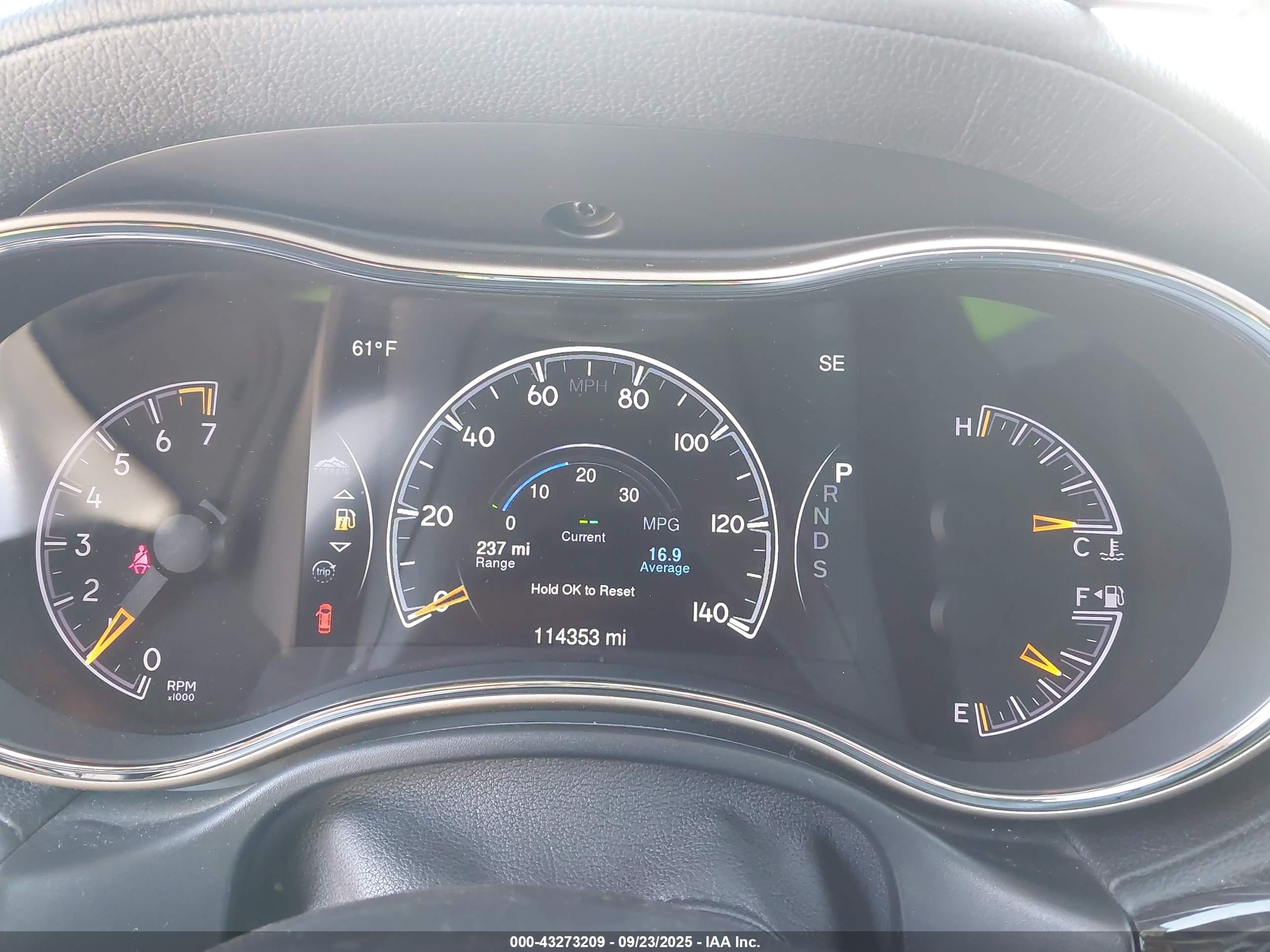 JEEP GRAND image 7