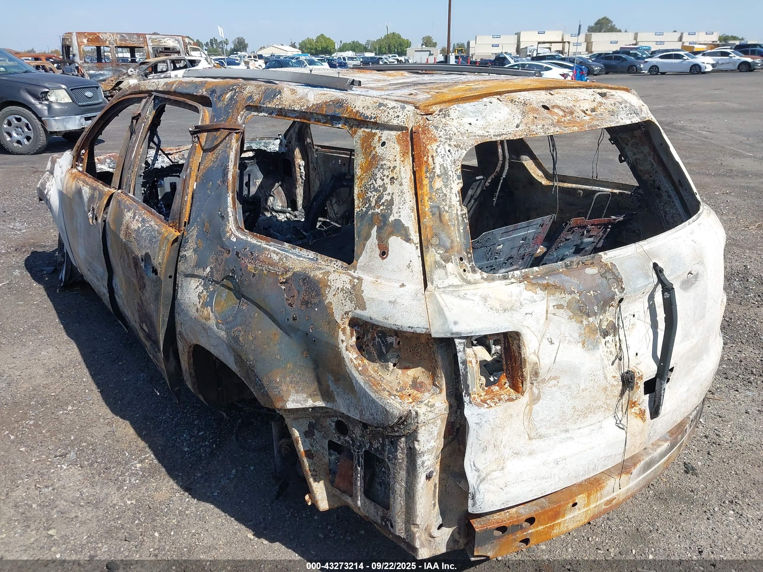 GMC ACADIA image 3