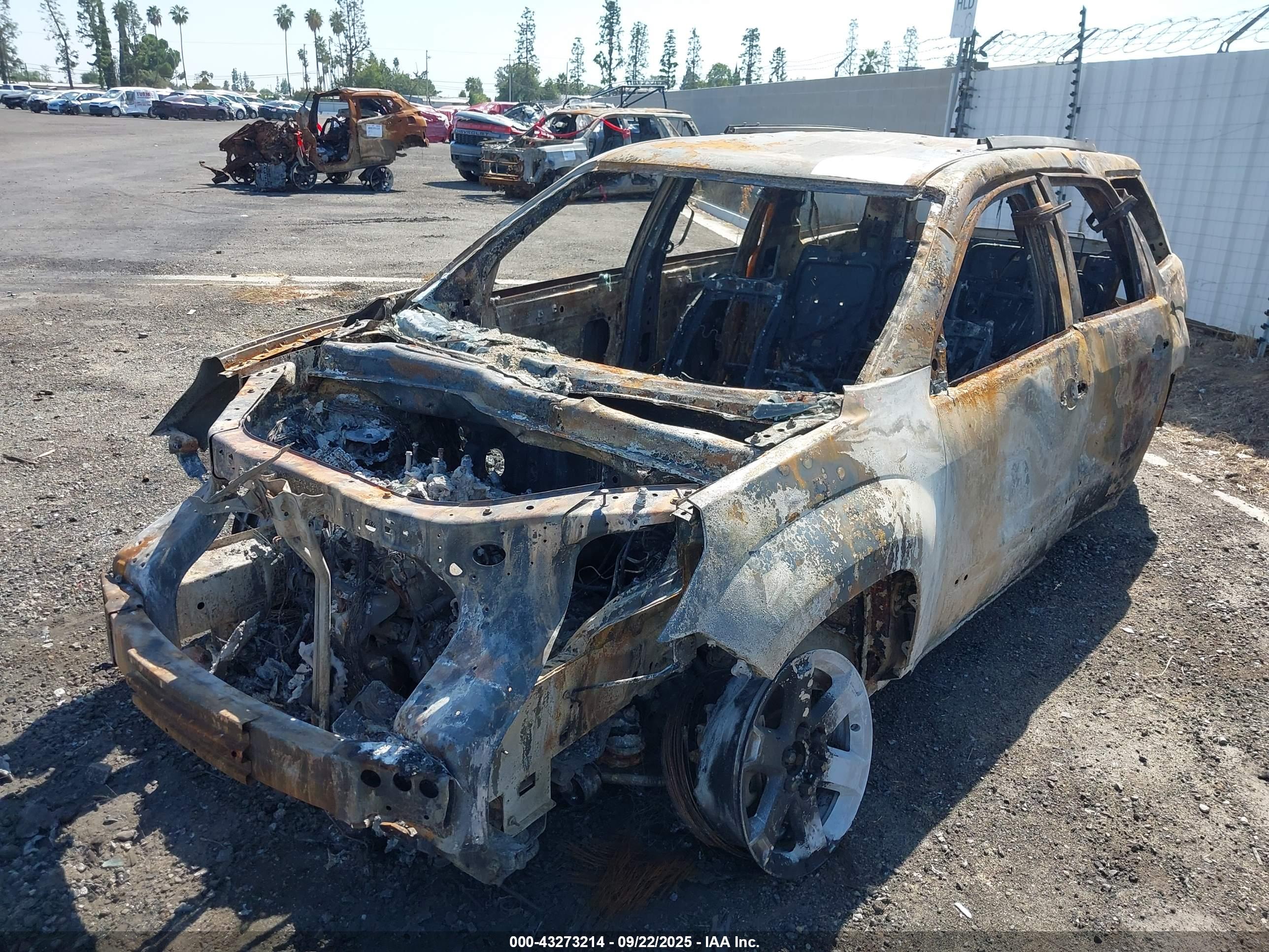GMC ACADIA image 6