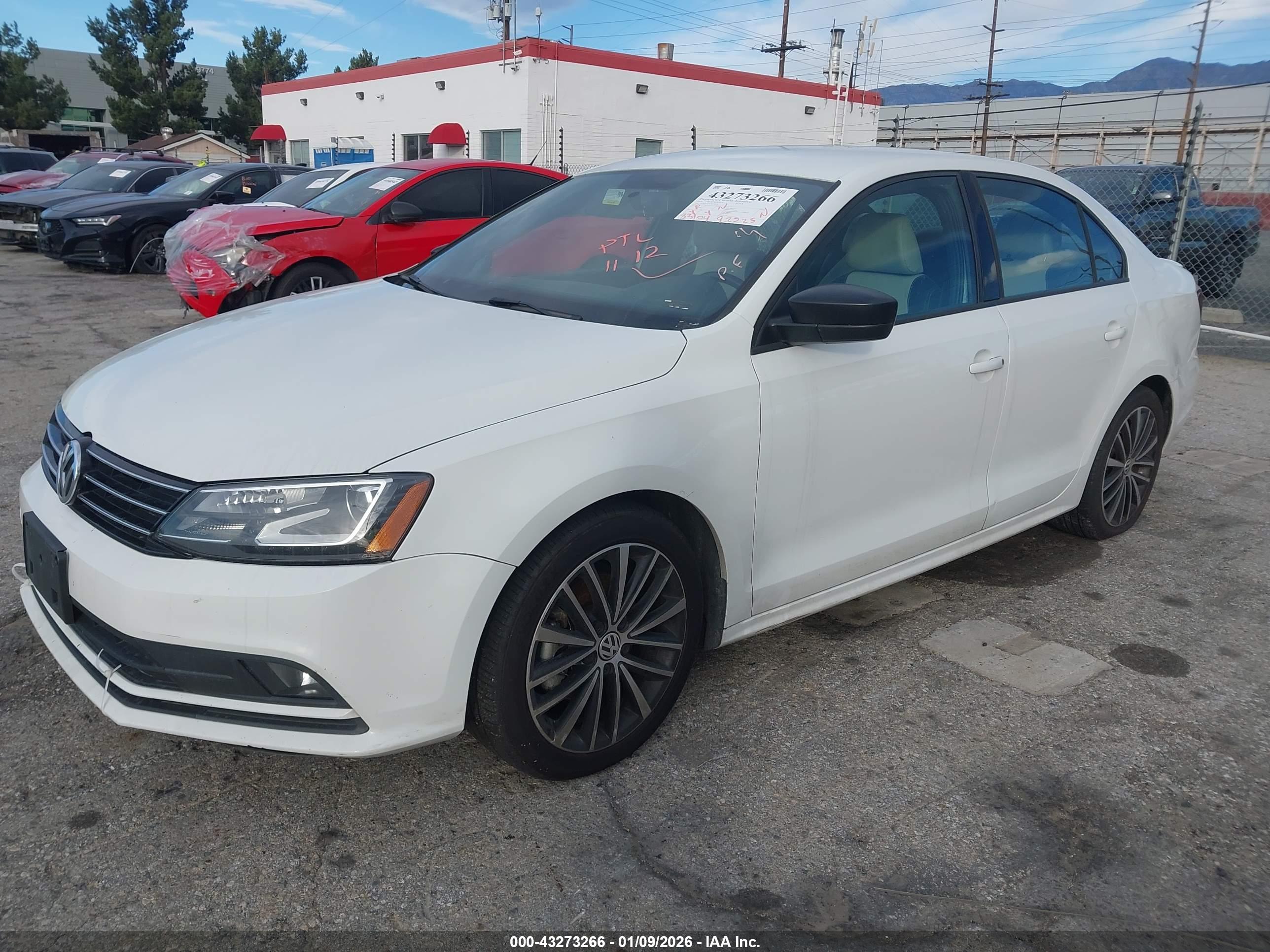 VOLKSWAGEN JETTA image 2