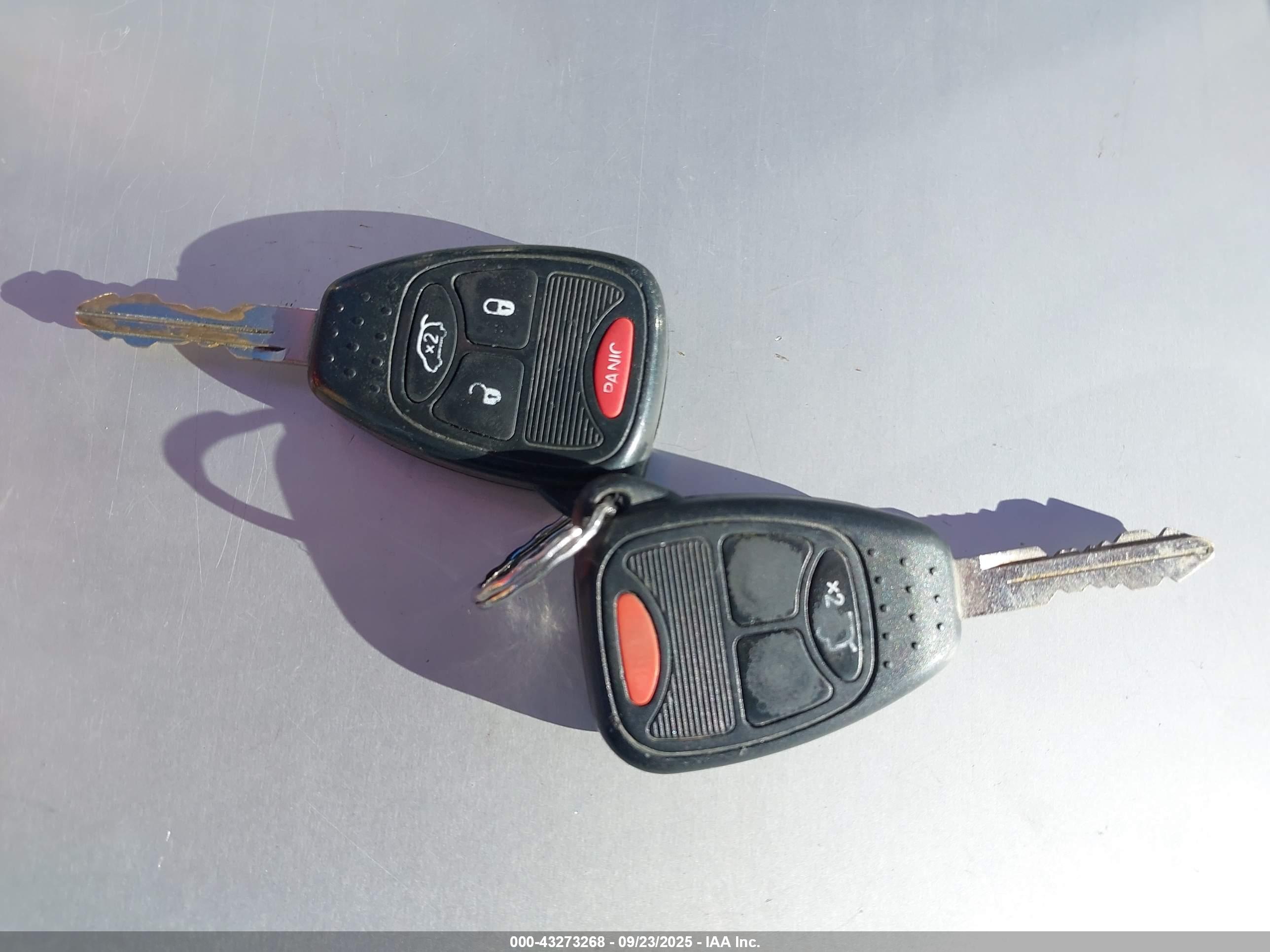 JEEP LIBERTY image 11