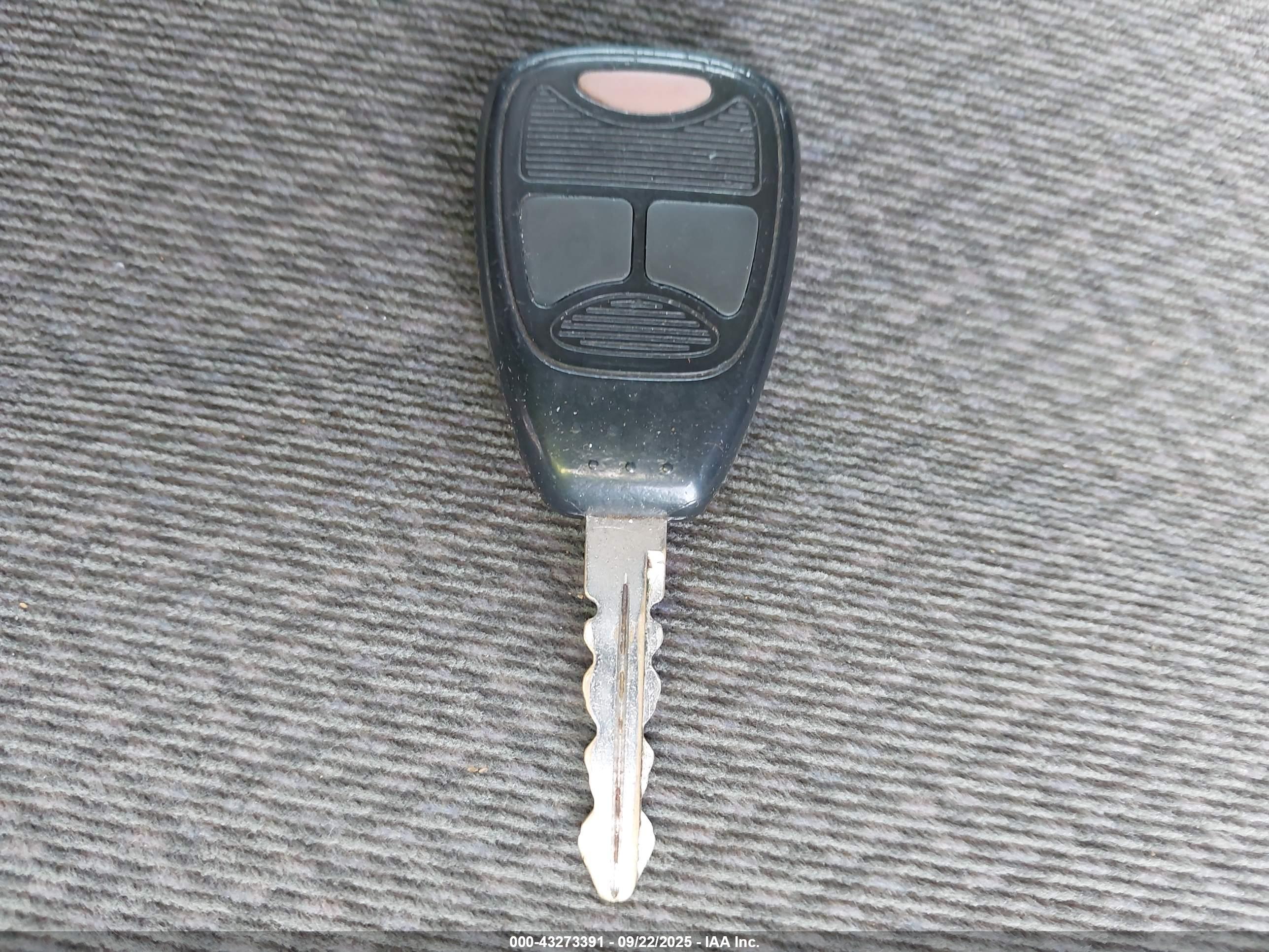 CHRYSLER TOWN image 11