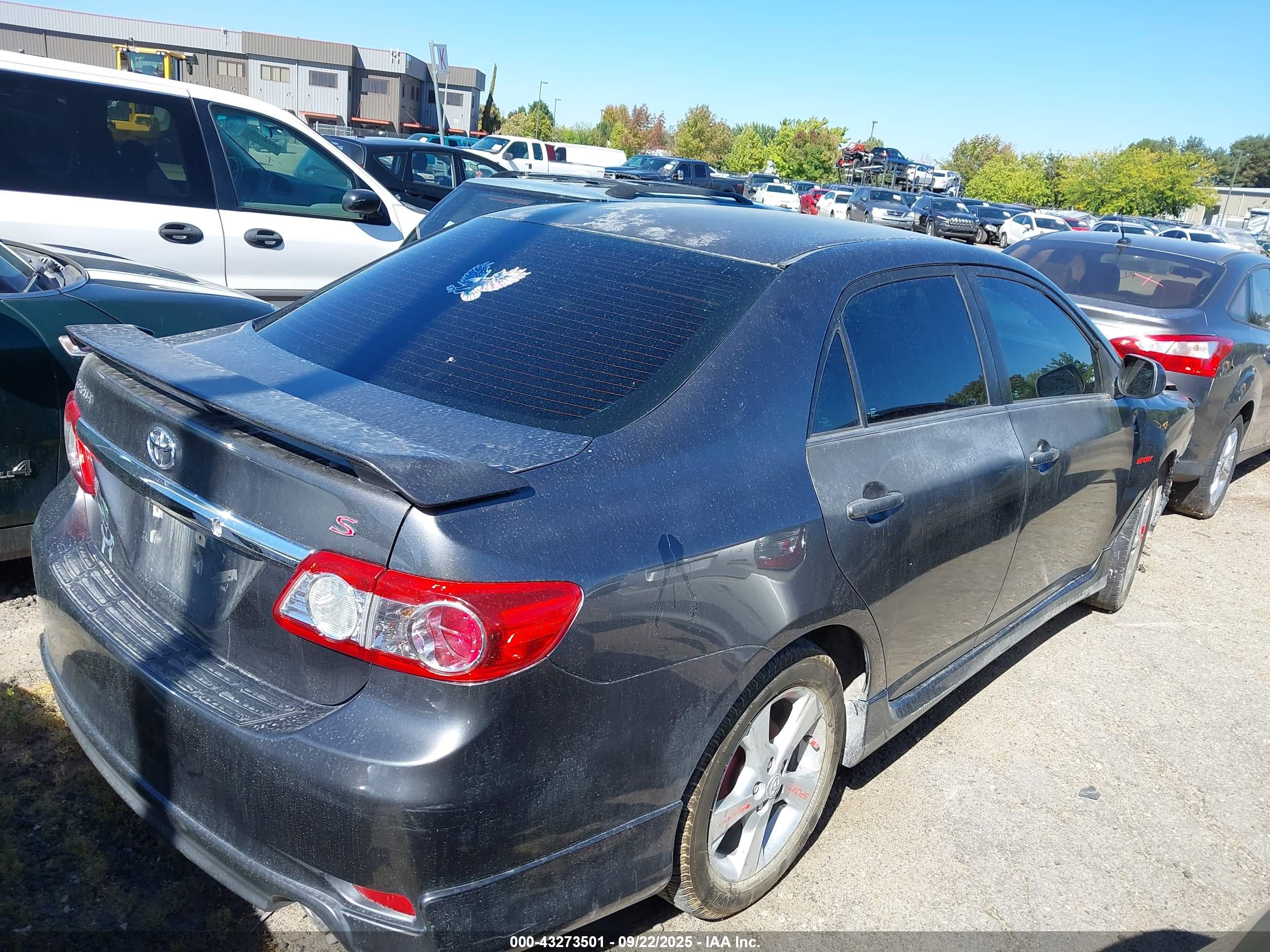 TOYOTA COROLLA image 4