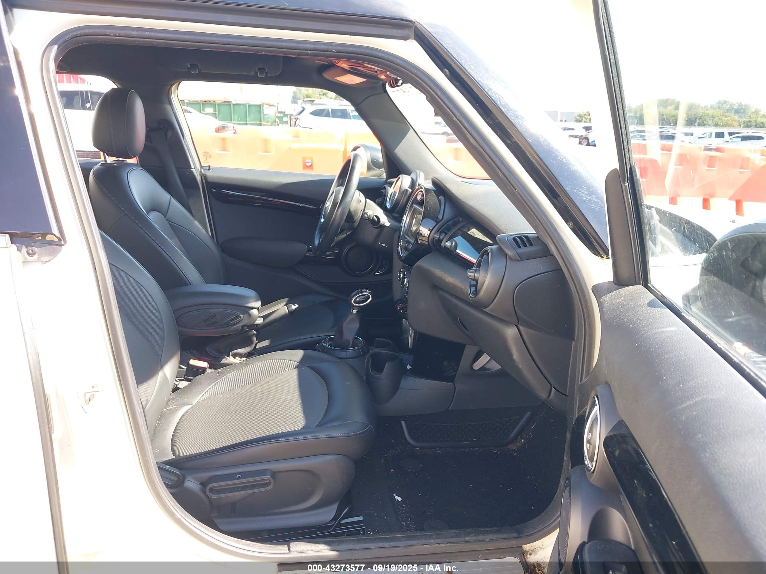 MINI HARDTOP image 5