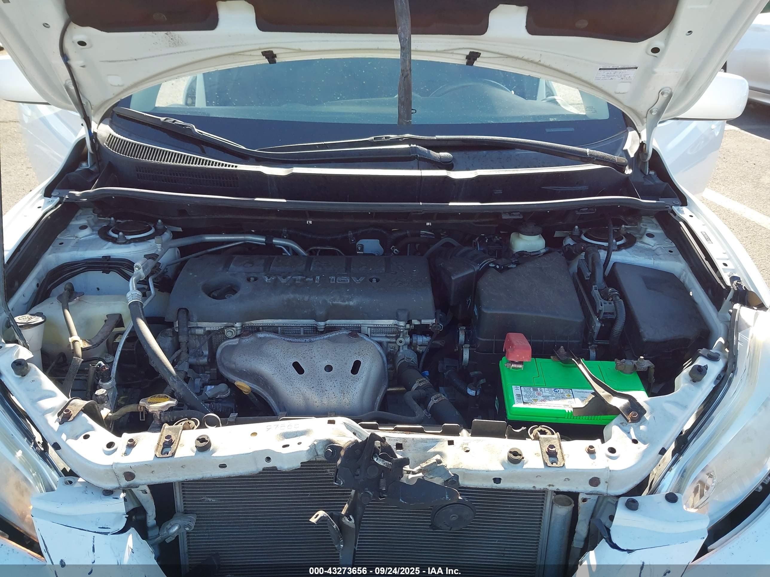 TOYOTA MATRIX image 10