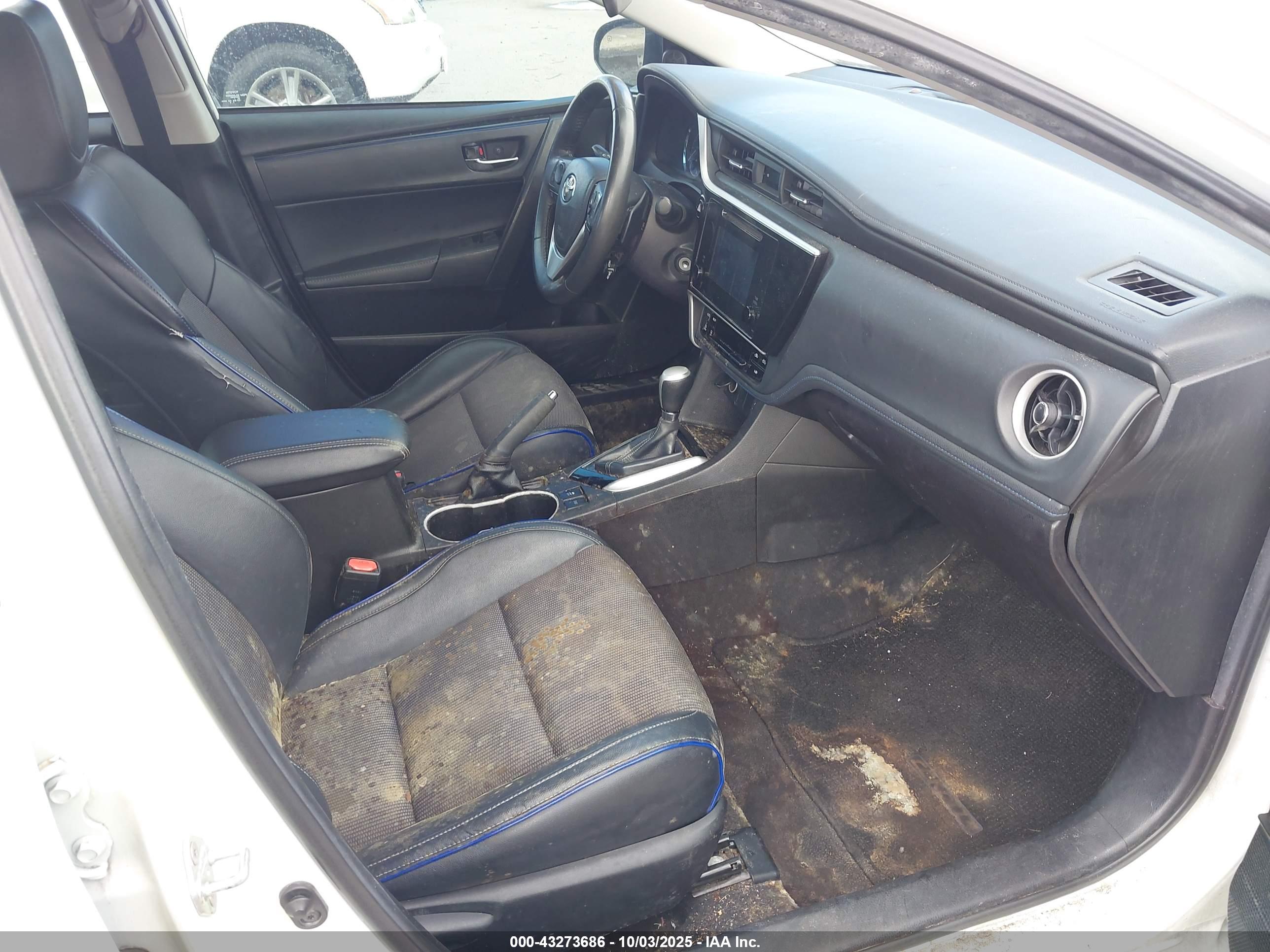TOYOTA COROLLA image 5