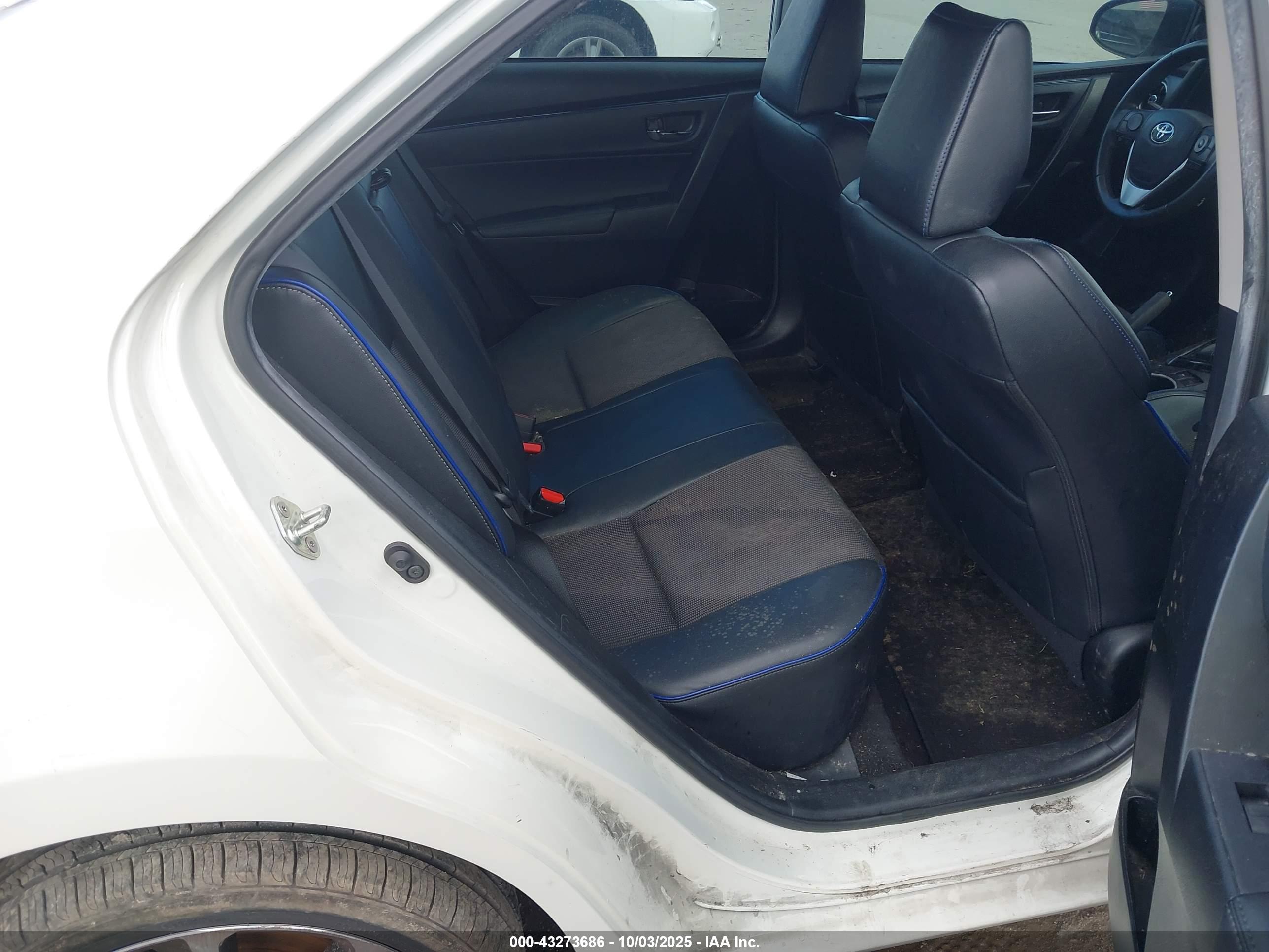 TOYOTA COROLLA image 8