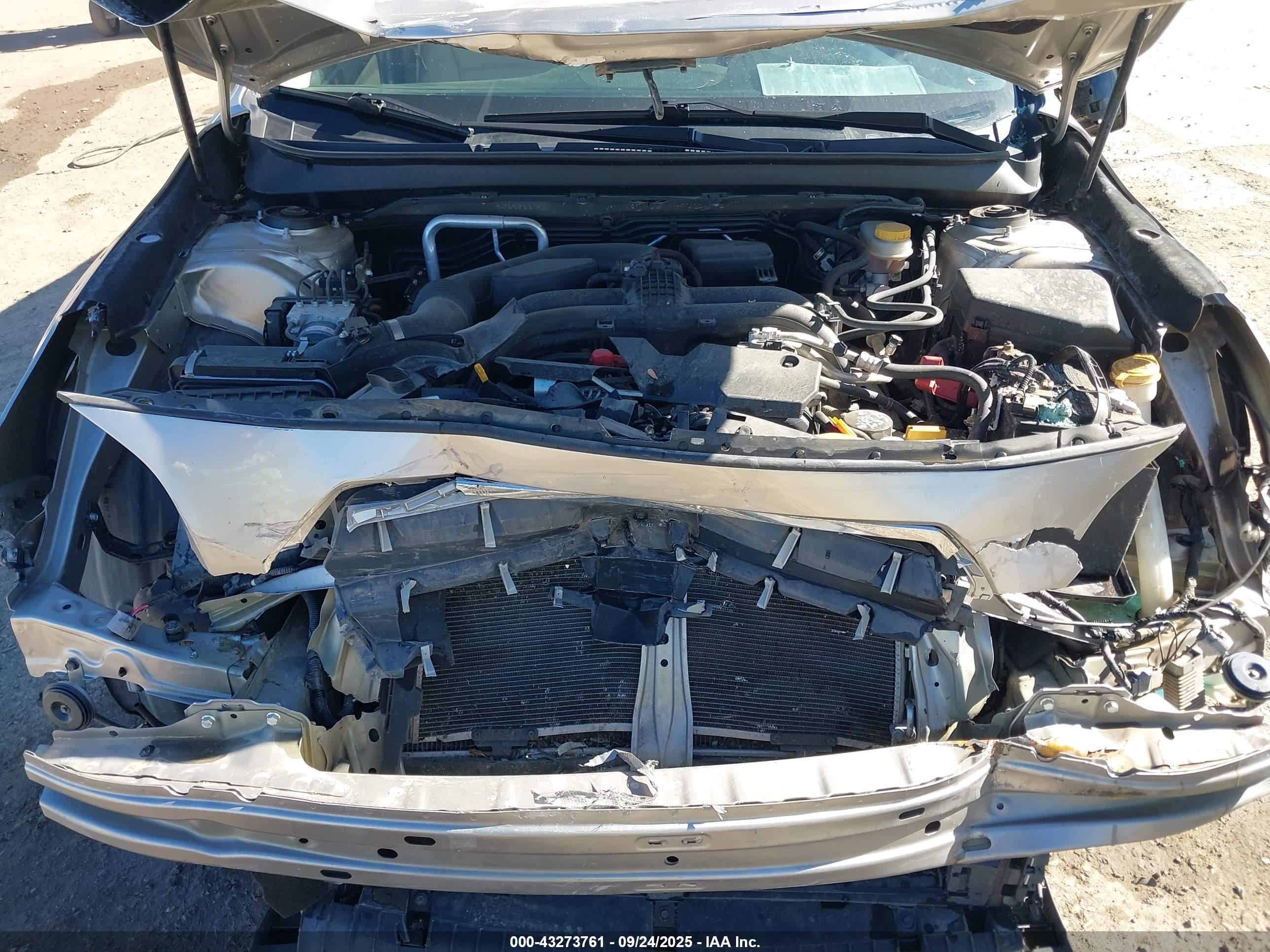 SUBARU LEGACY image 10