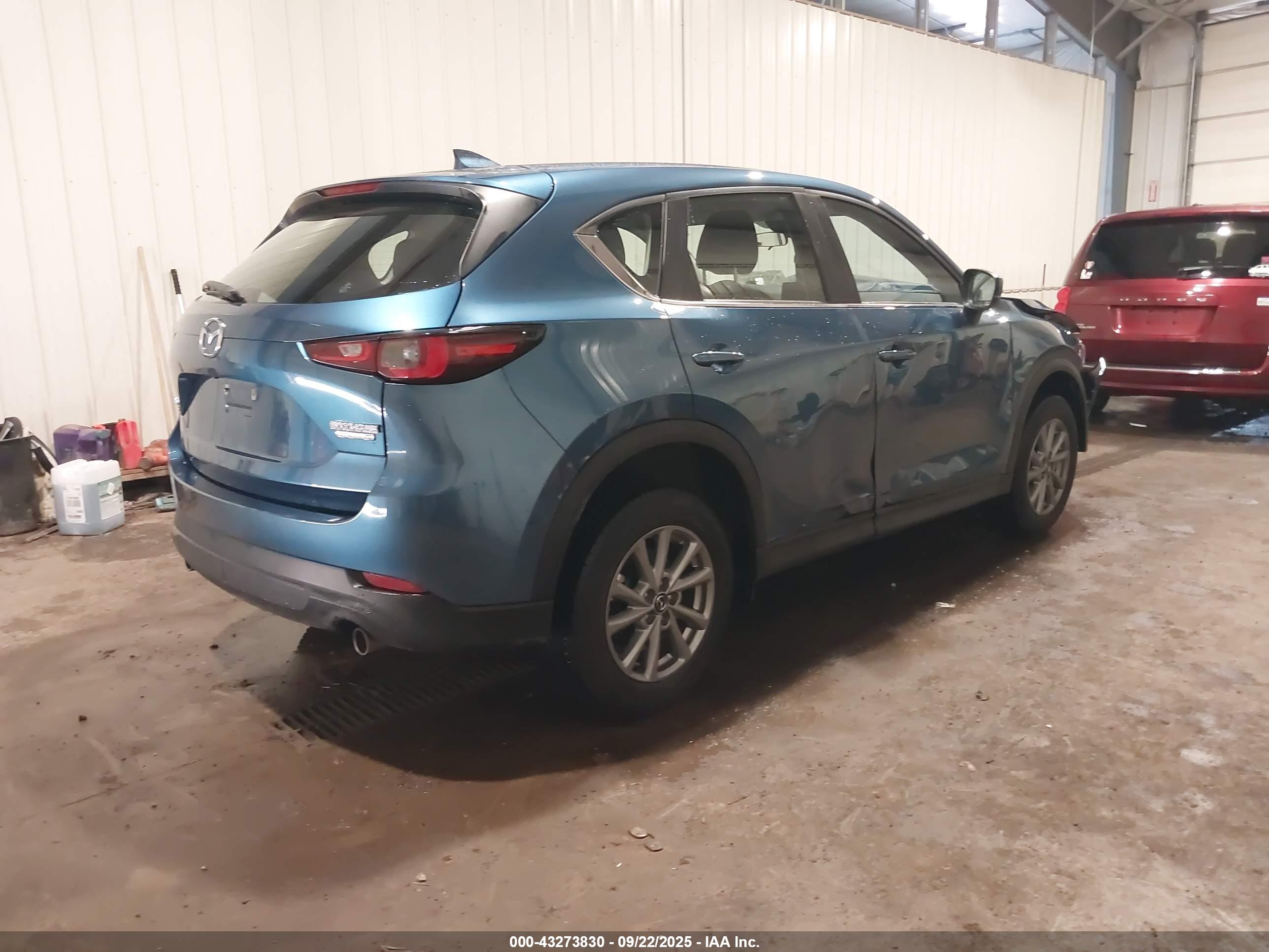 MAZDA CX-5 image 4