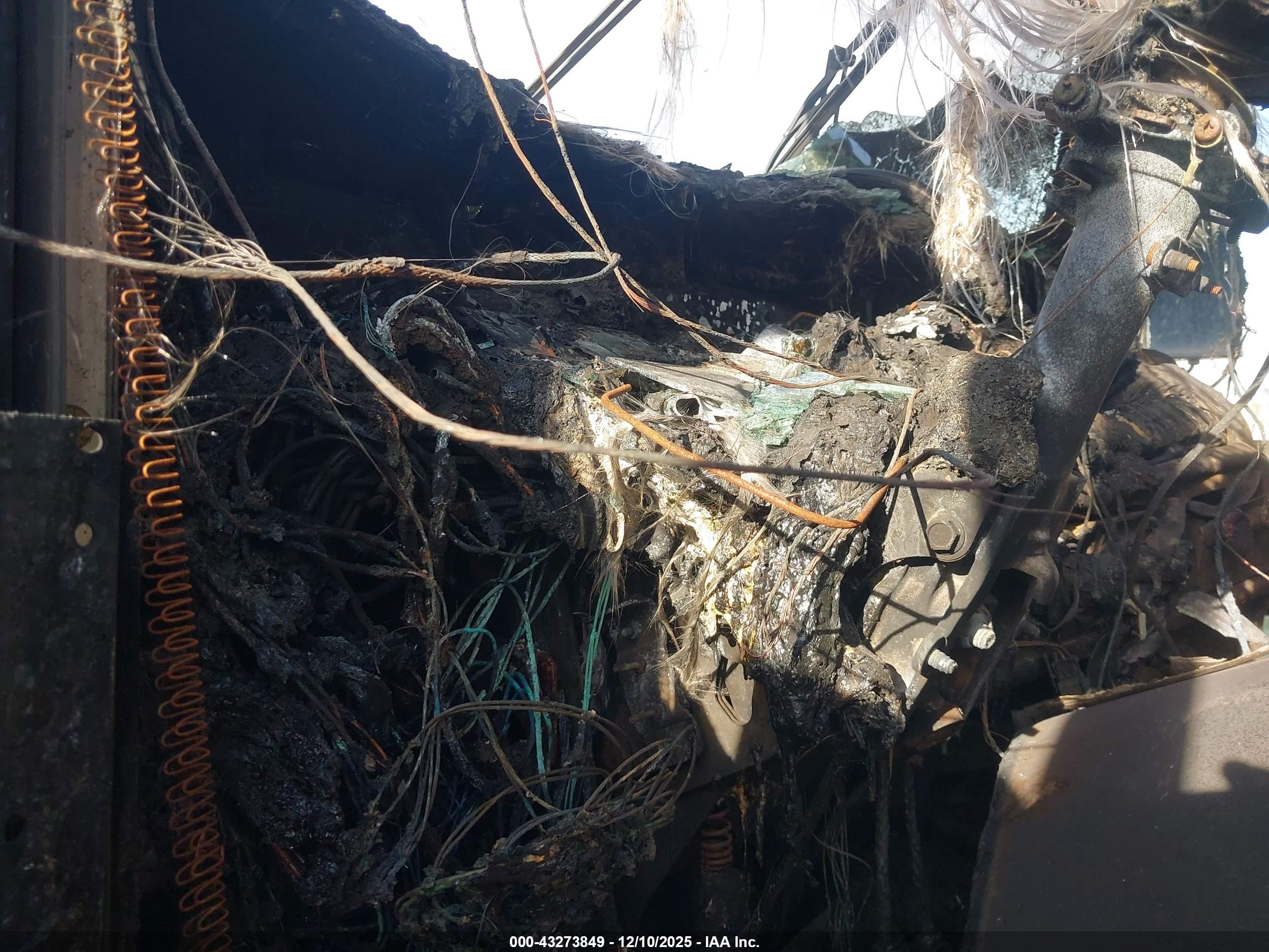 KENWORTH CONSTRUCTION image 6