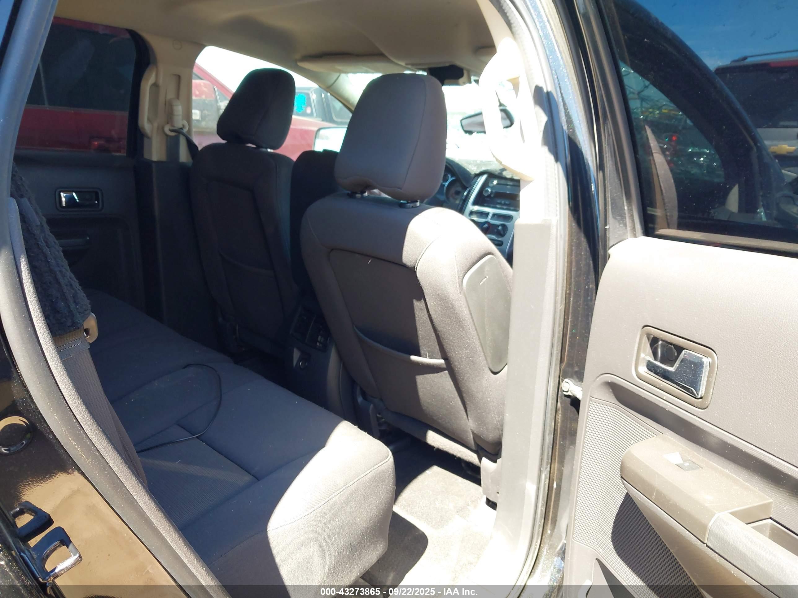FORD EDGE image 8