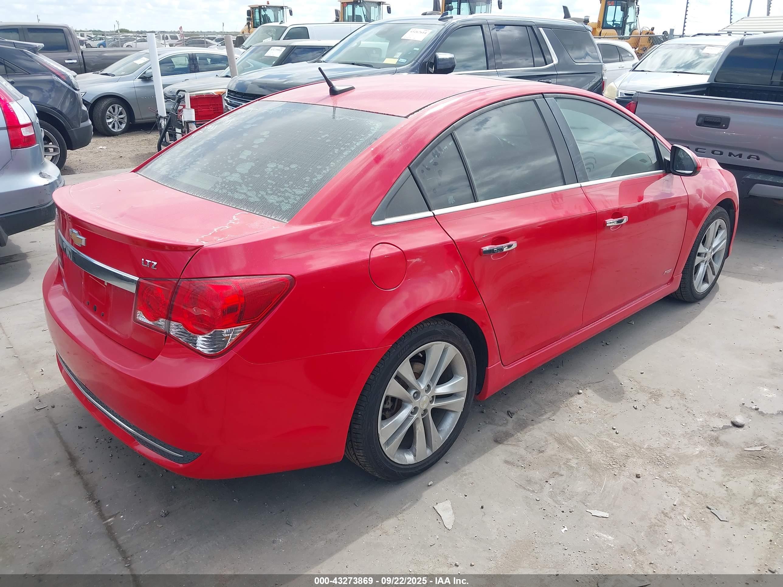 CHEVROLET CRUZE image 4