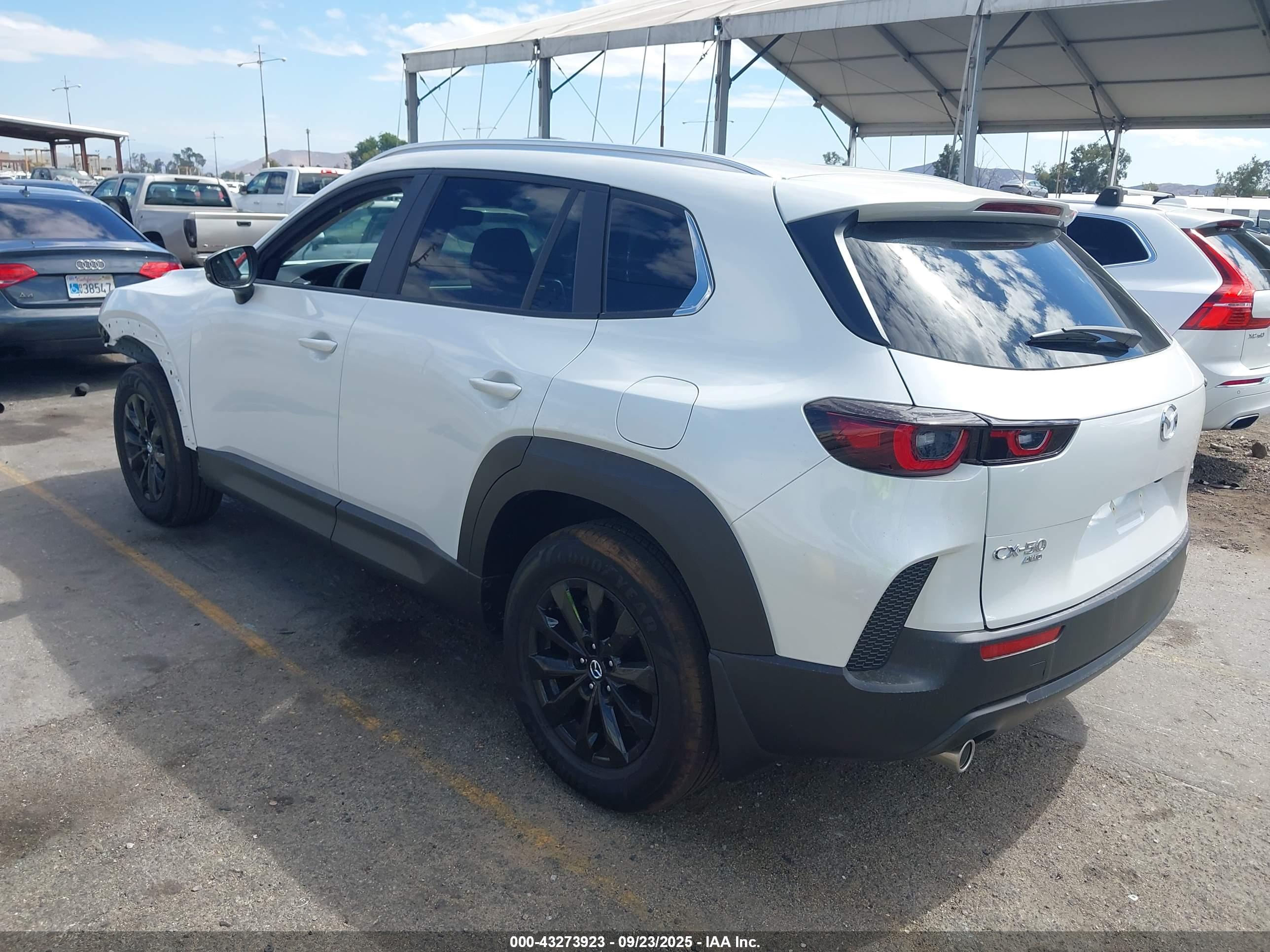 MAZDA CX-50 image 3
