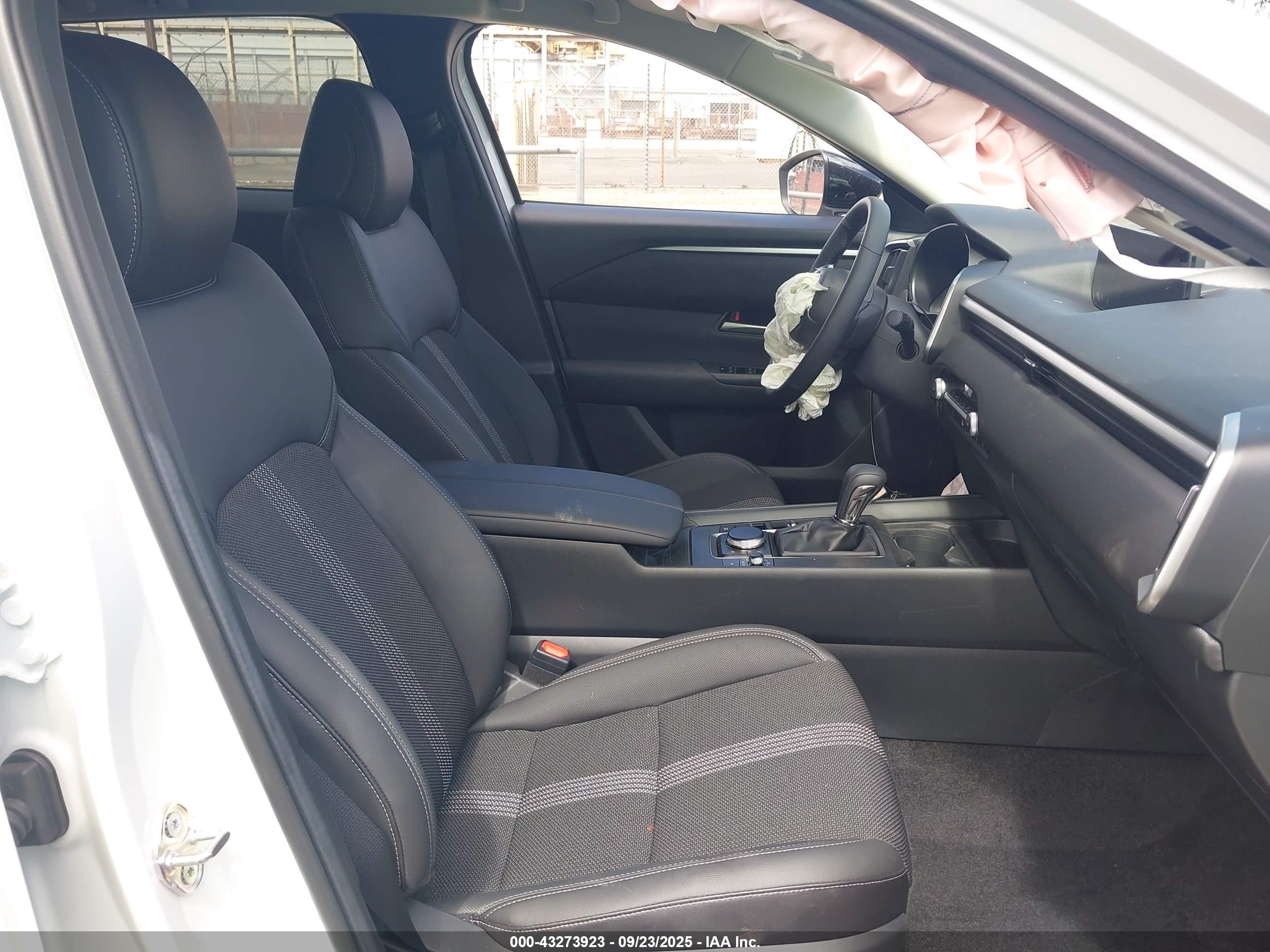 MAZDA CX-50 image 5