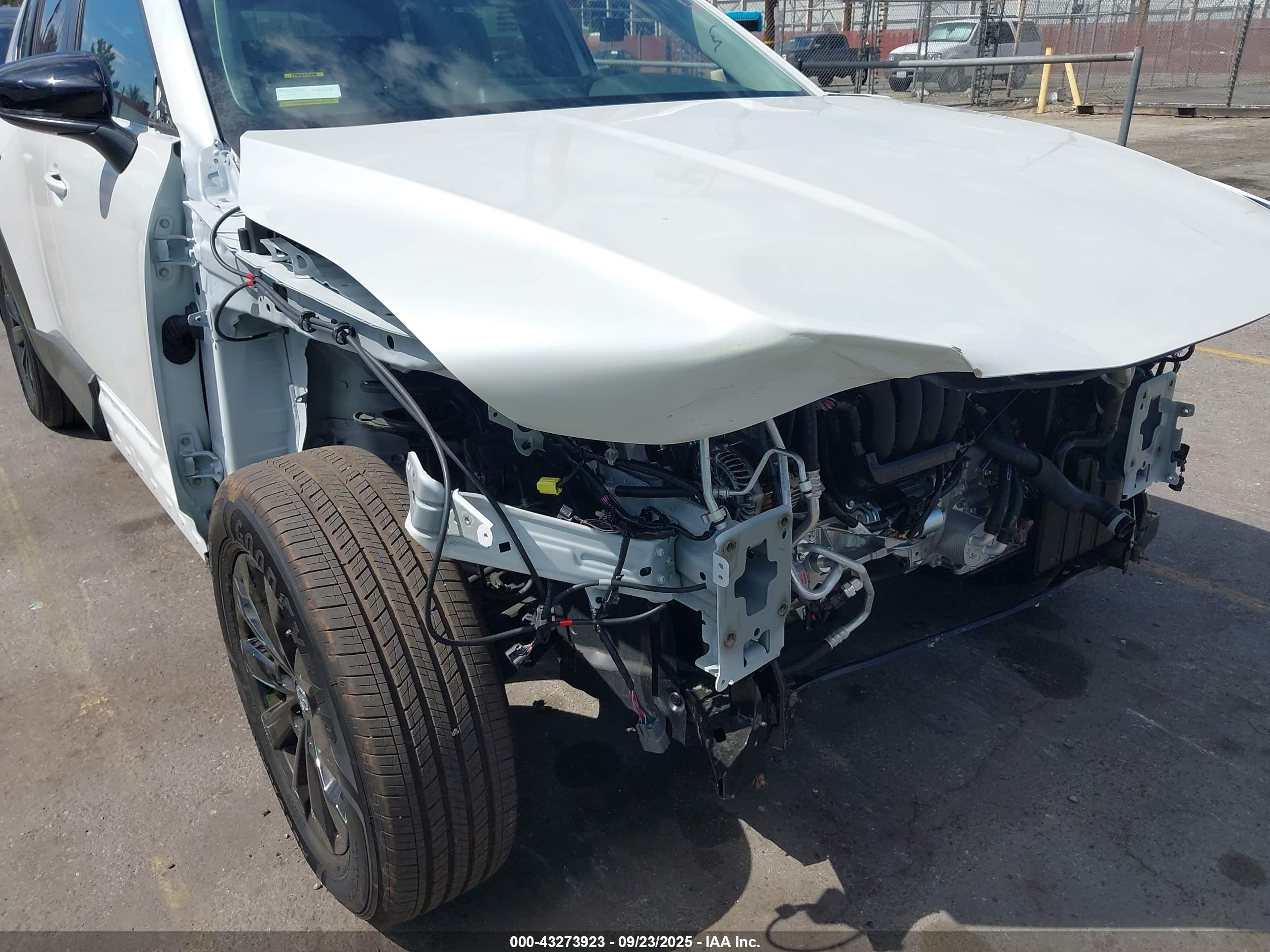 MAZDA CX-50 image 6