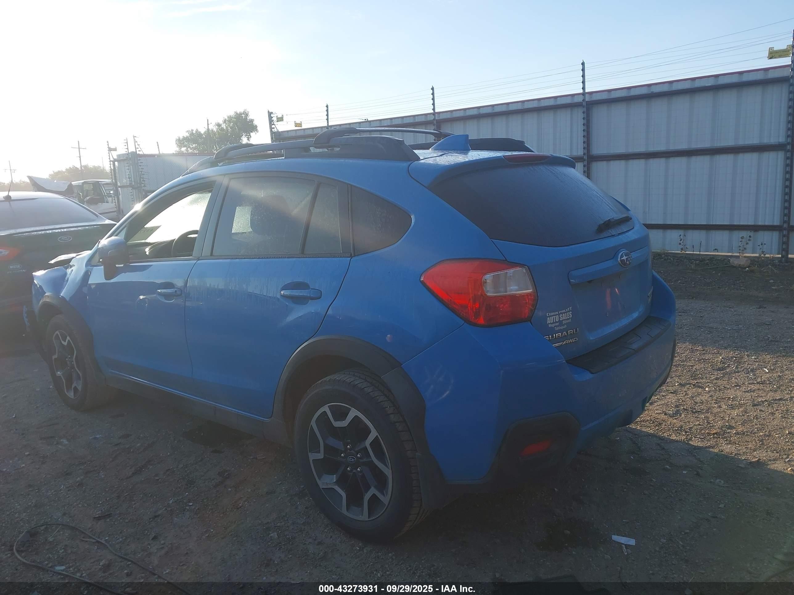 SUBARU CROSSTREK image 3