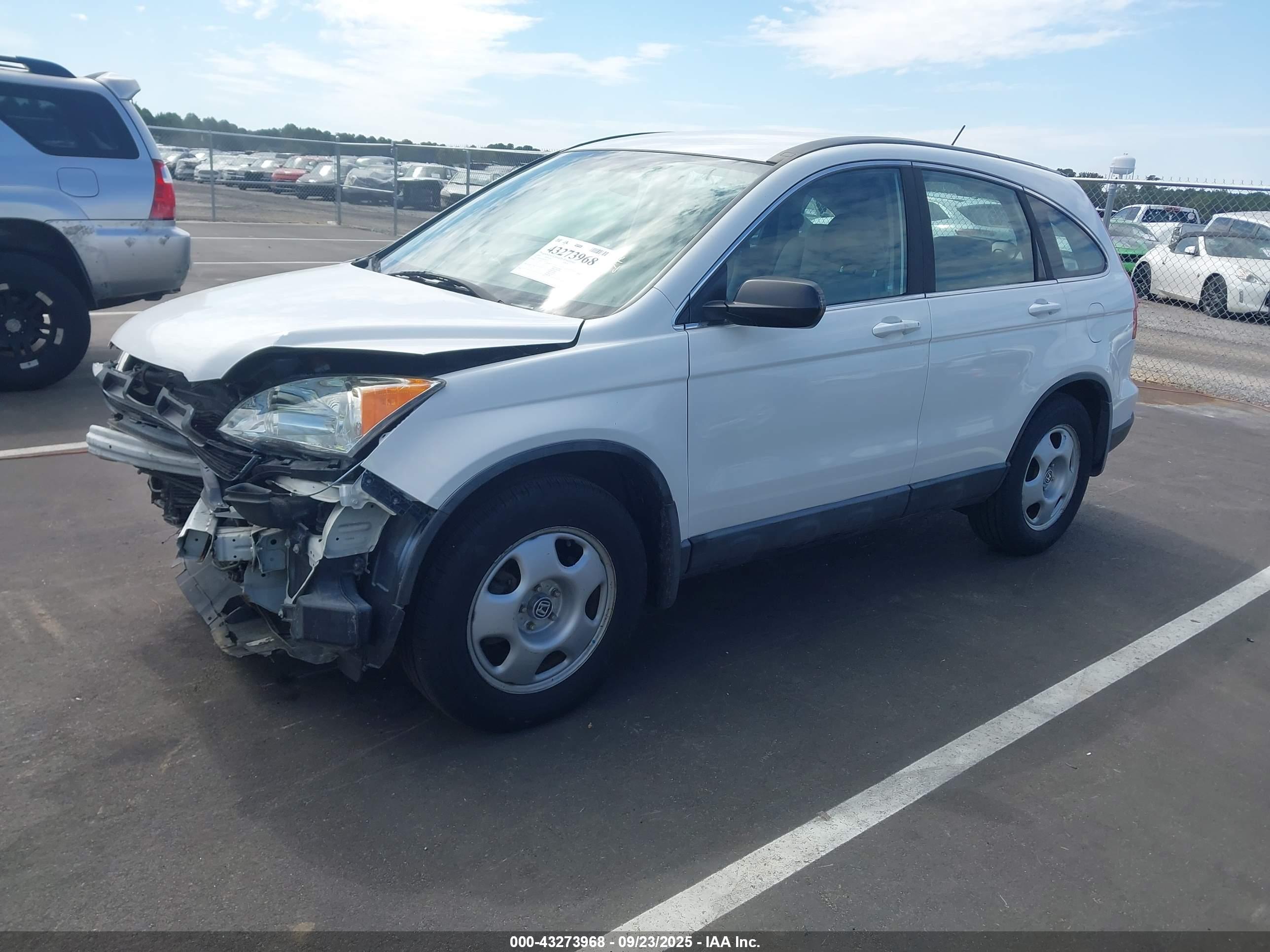 HONDA CR-V image 2