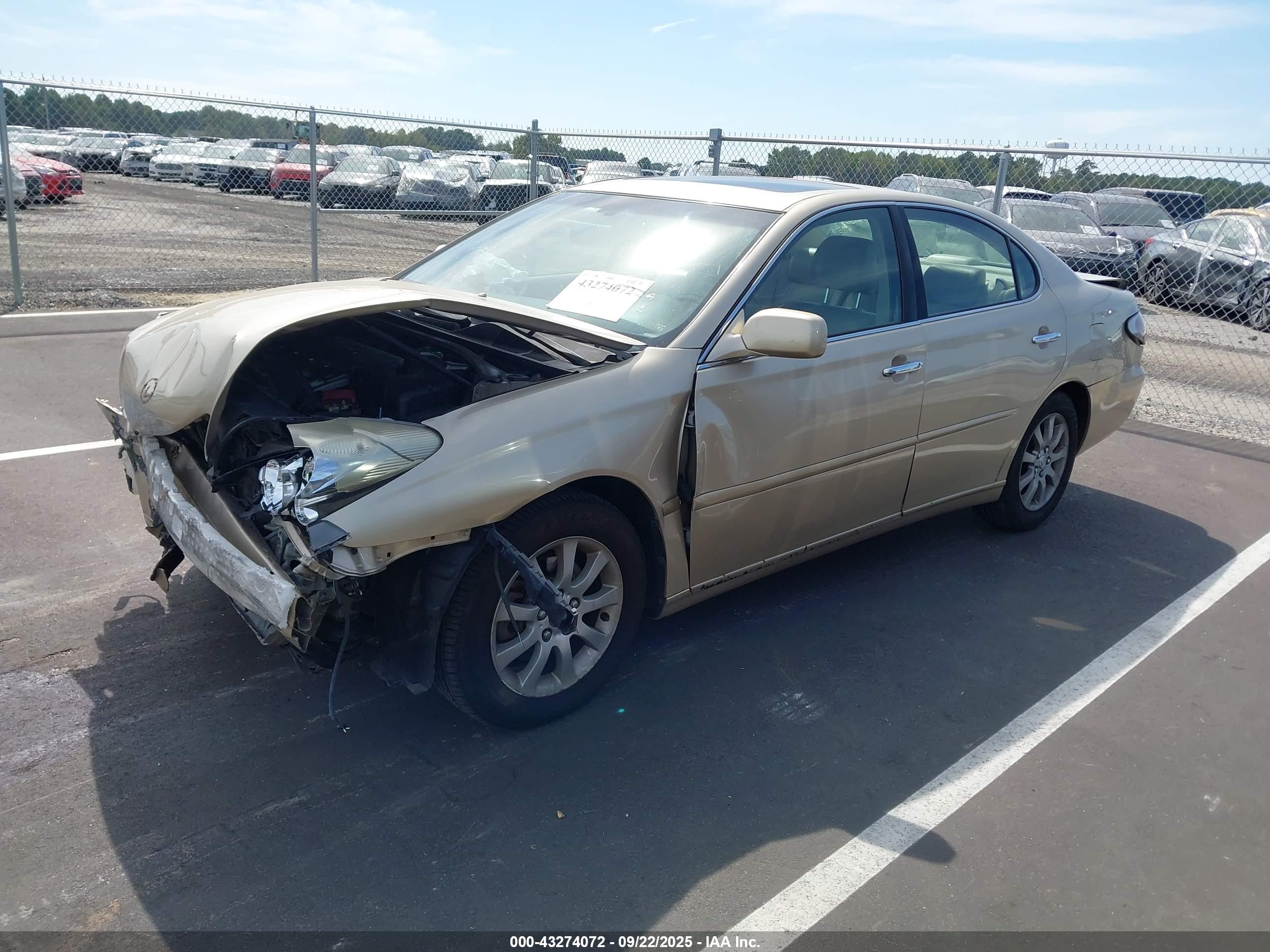 LEXUS ES image 2