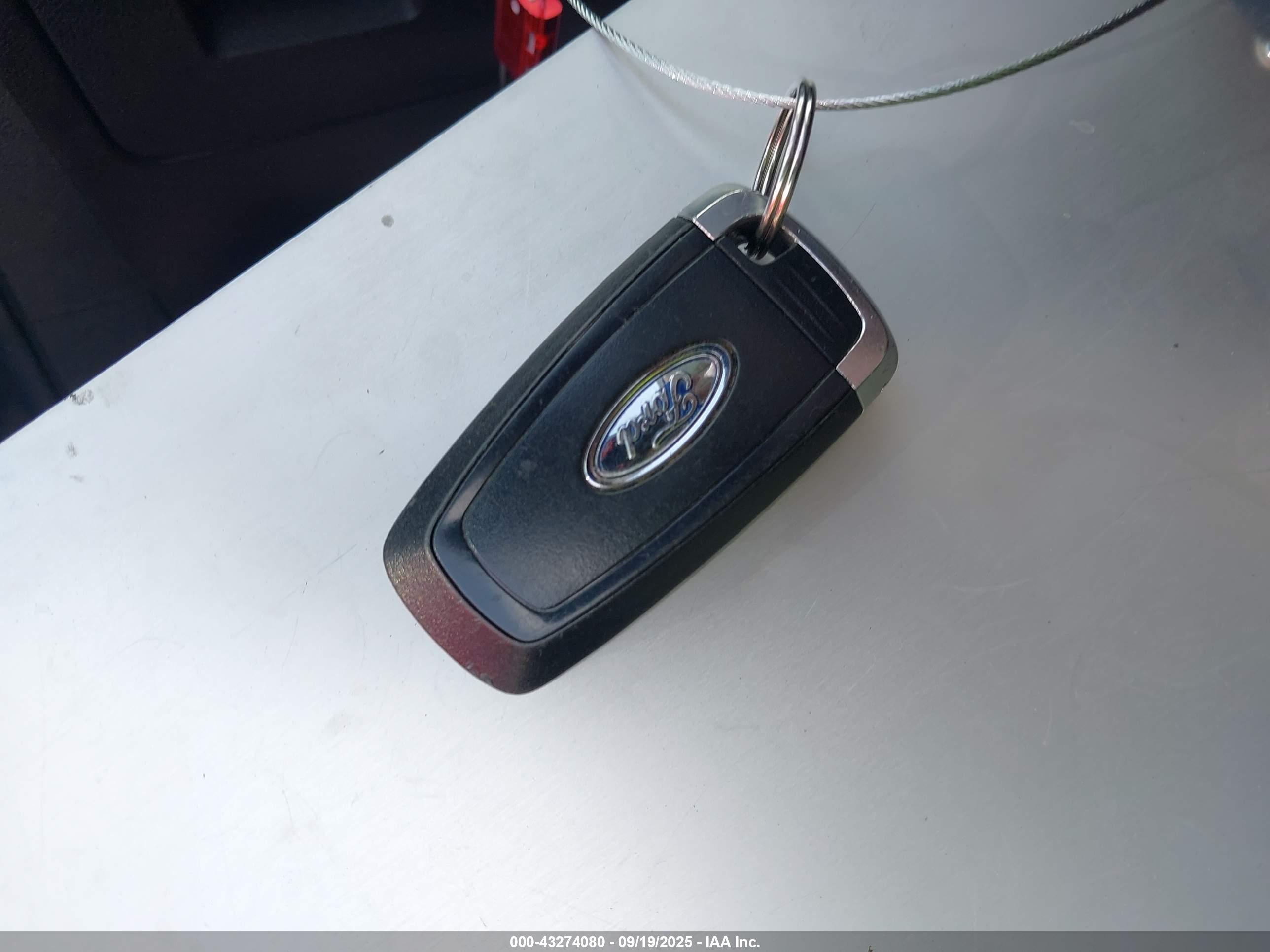 FORD EDGE image 11