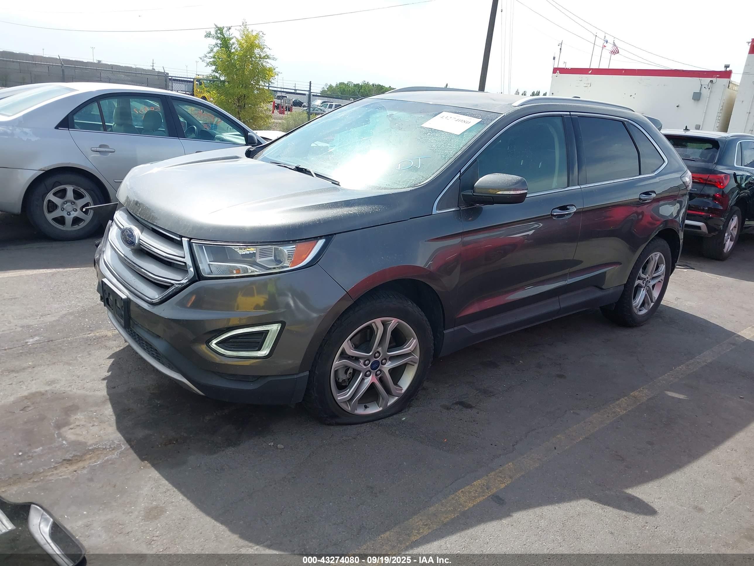 FORD EDGE image 2