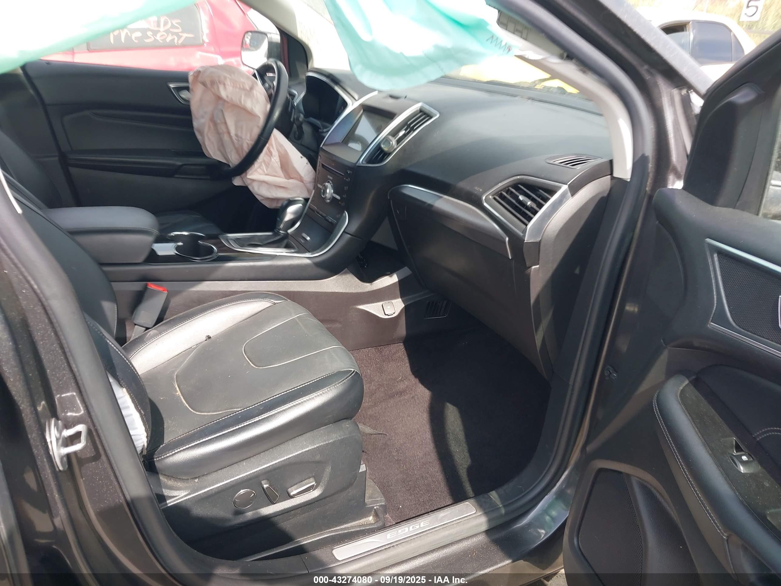 FORD EDGE image 5